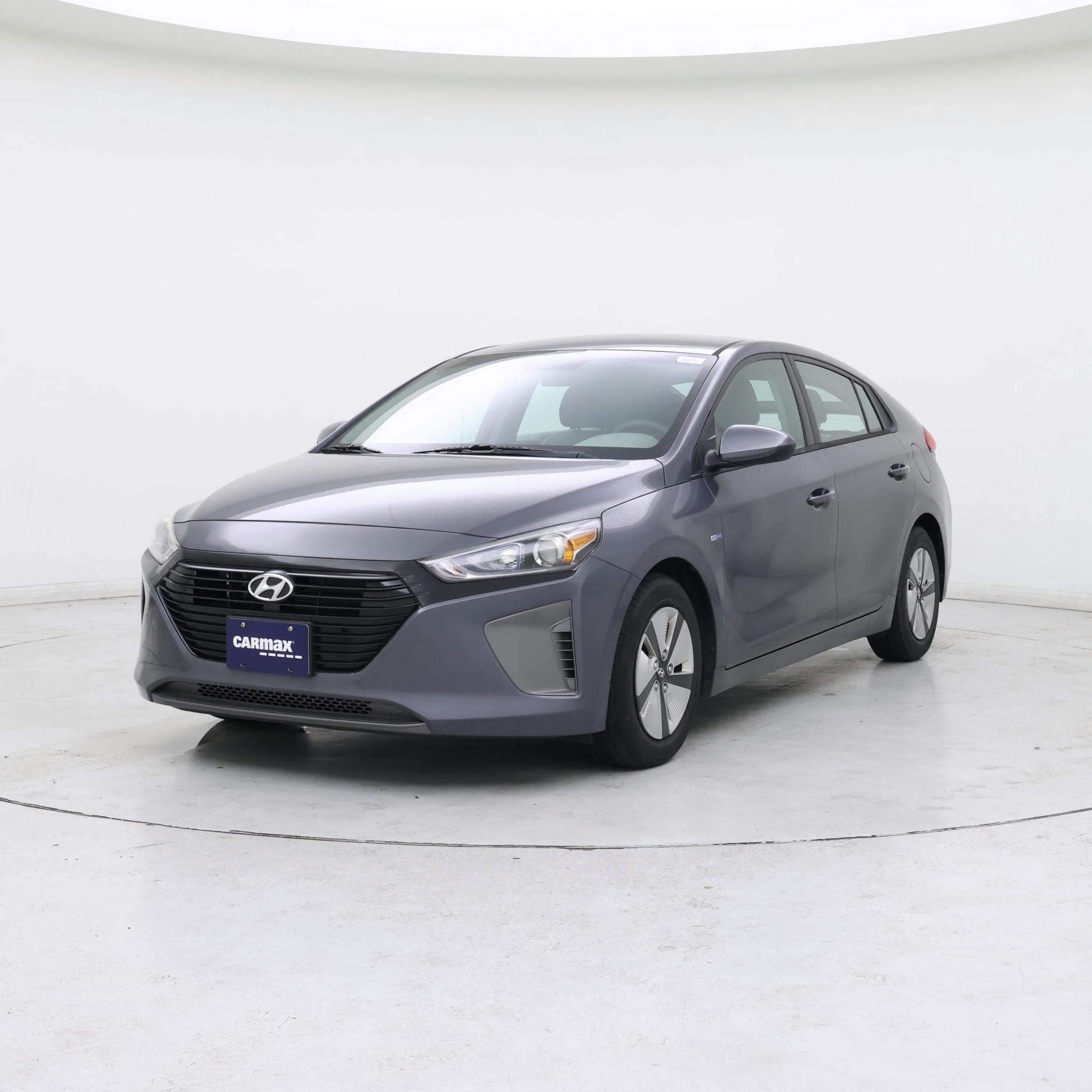 Thumbnail: 2019 Hyundai Ioniq - 4