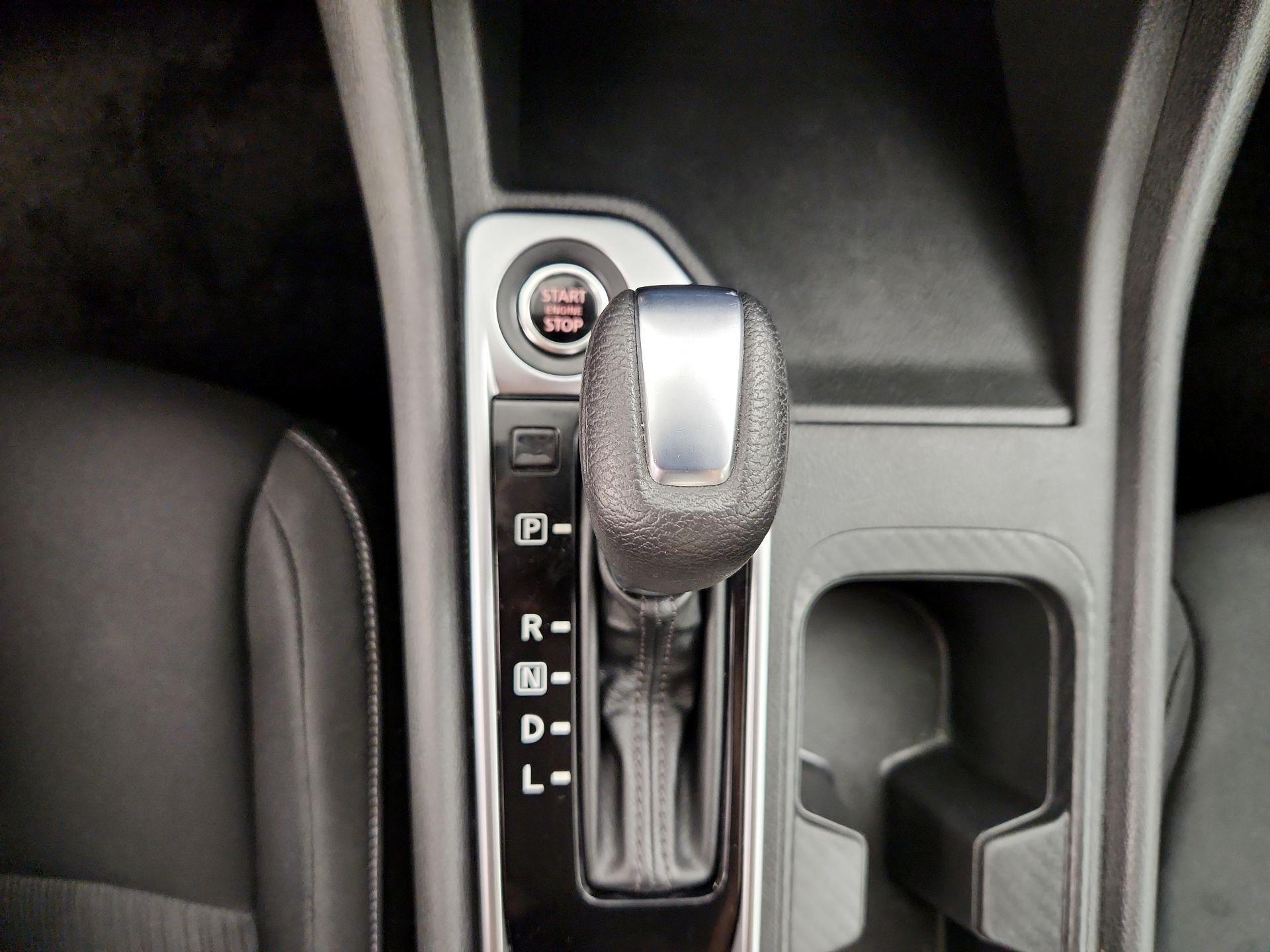 Thumbnail: 2021 Nissan Sentra - 17