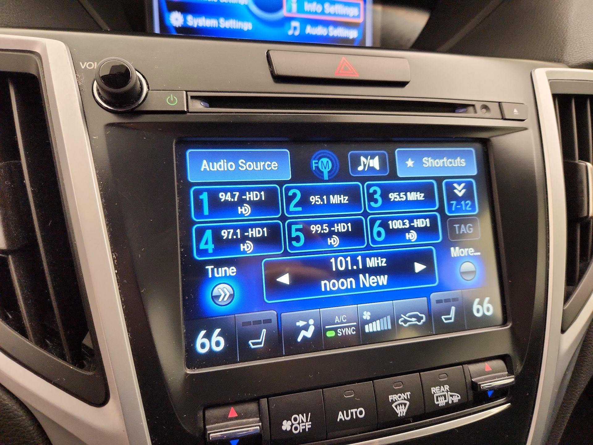 Thumbnail: 2017 Acura TLX - 16