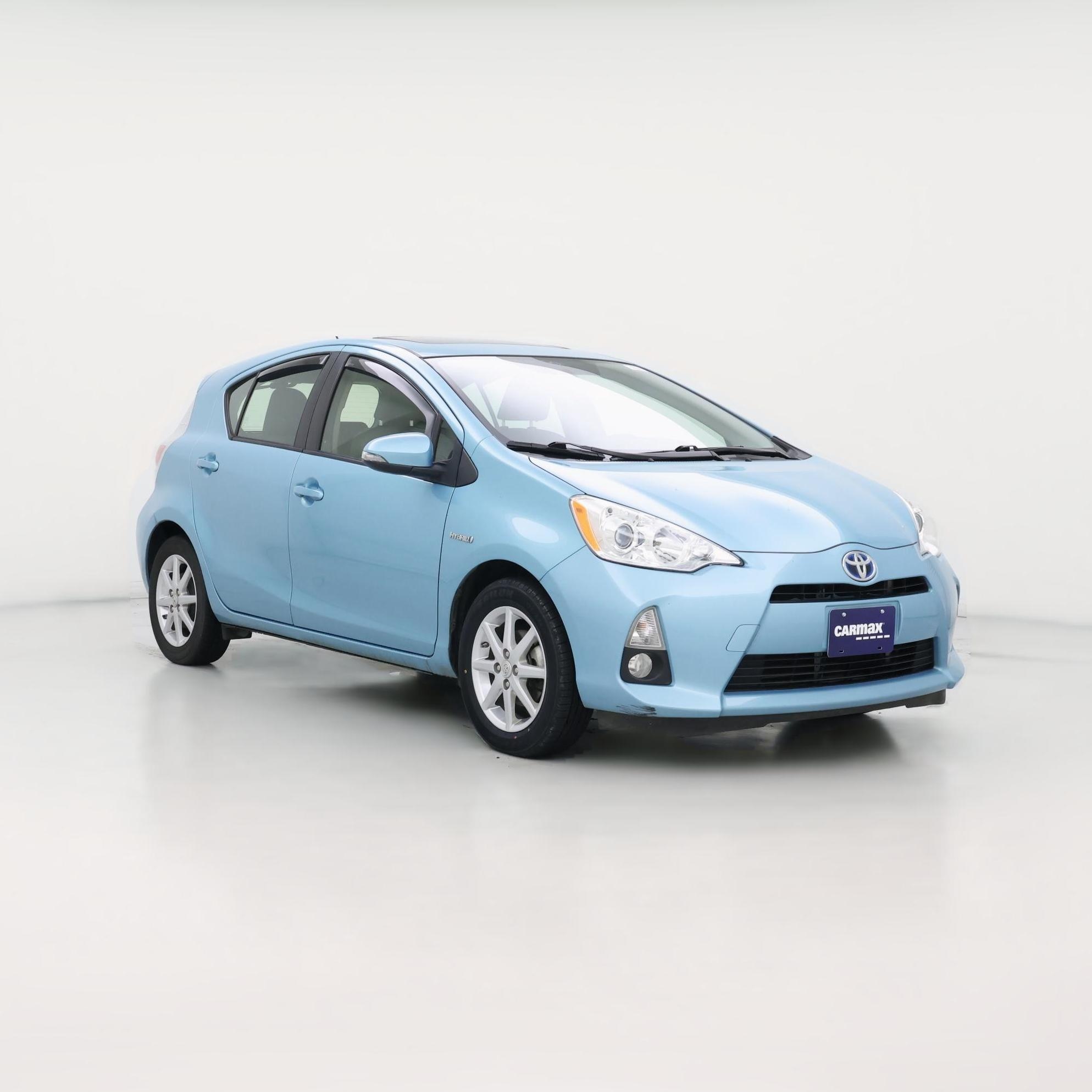 Thumbnail: 2014 Toyota Prius c - 1