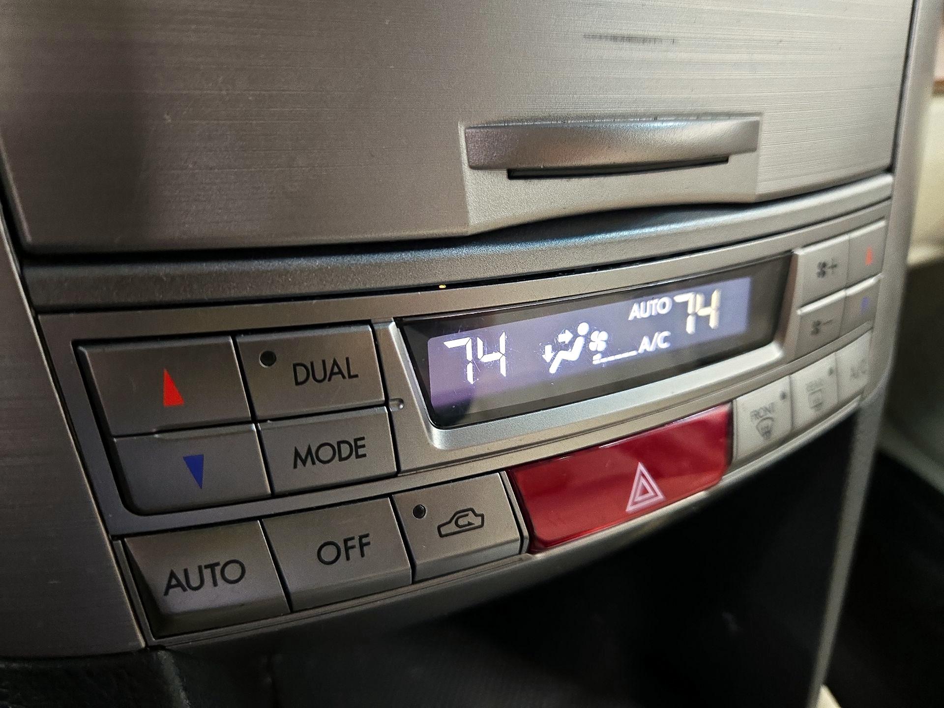 Thumbnail: 2014 Subaru Outback - 16