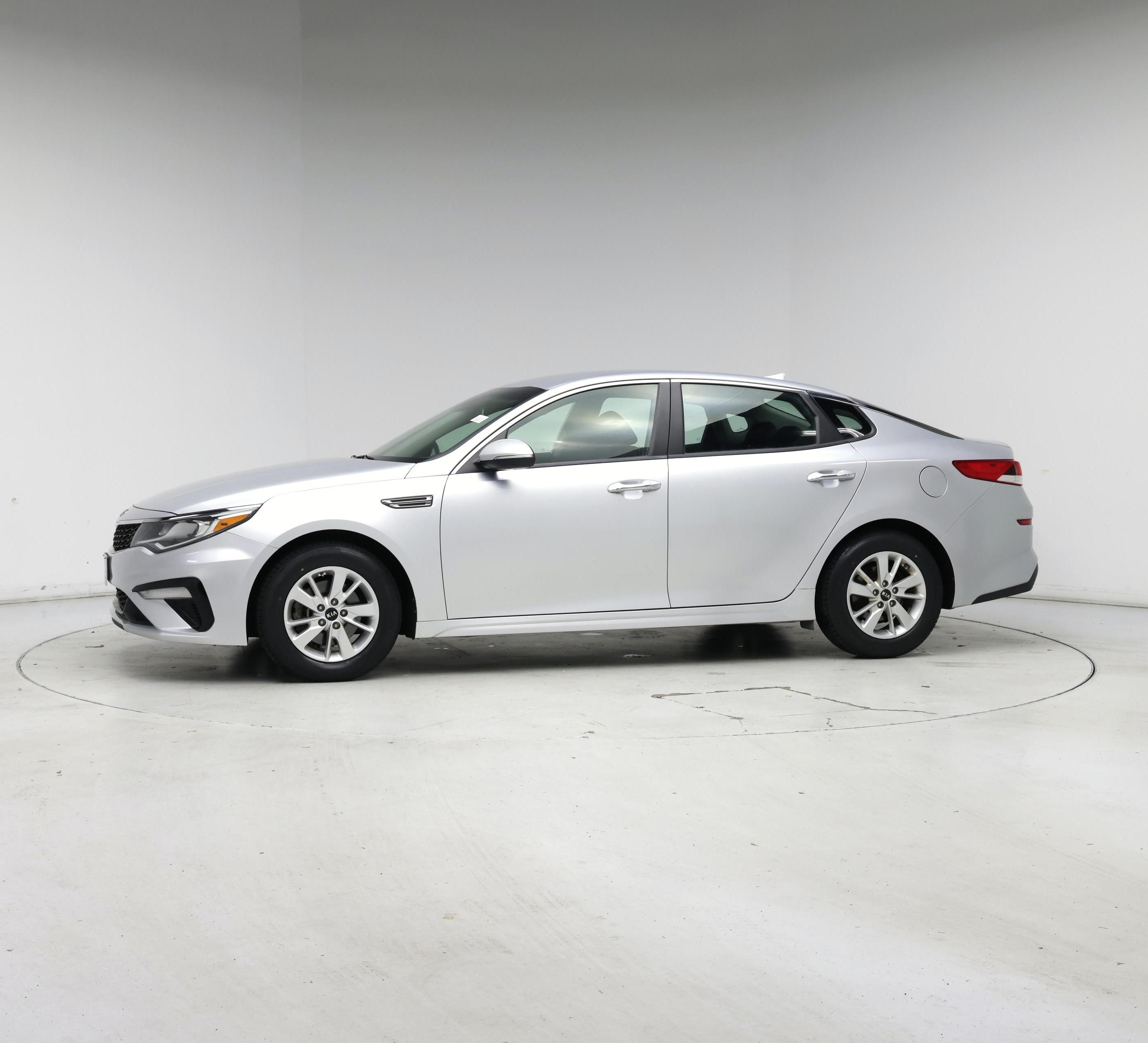 Thumbnail: 2019 Kia Optima - 3