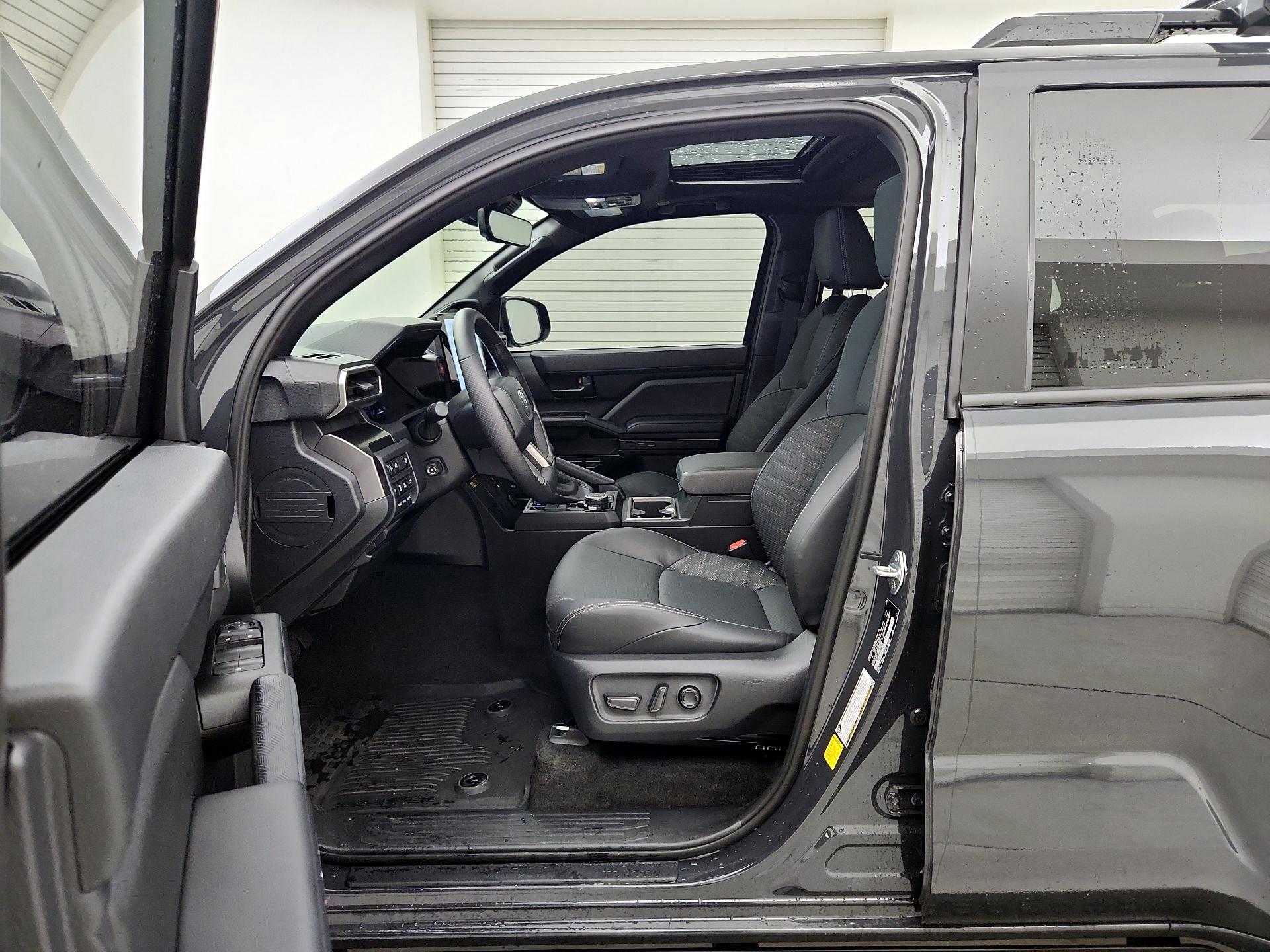 Thumbnail: 2025 Toyota 4Runner - 11