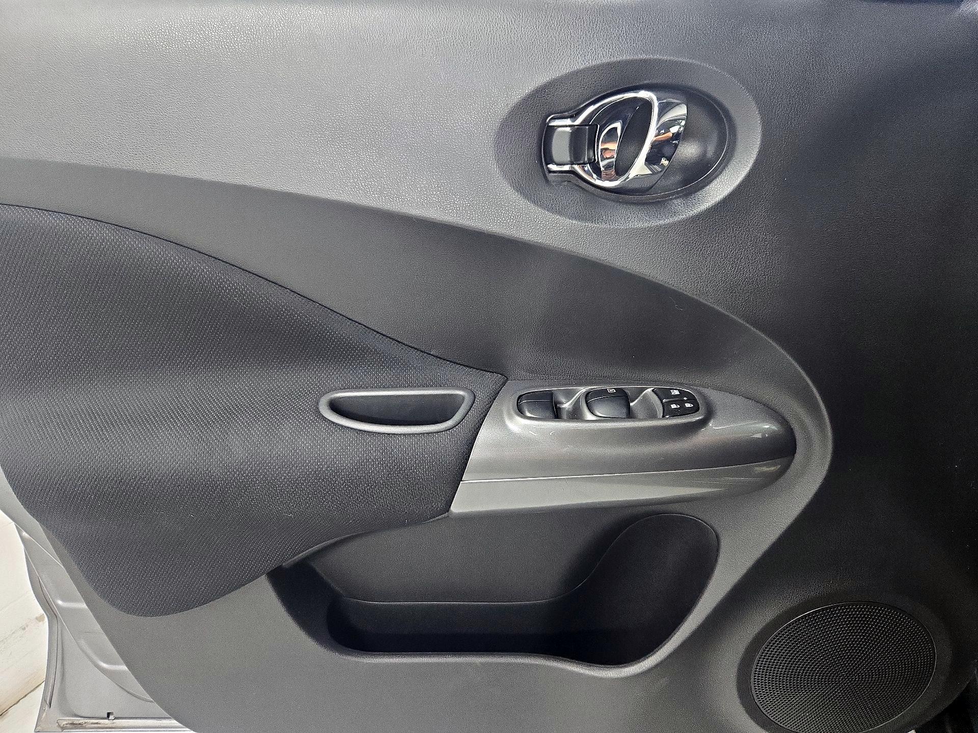 Thumbnail: 2017 Nissan Juke - 12