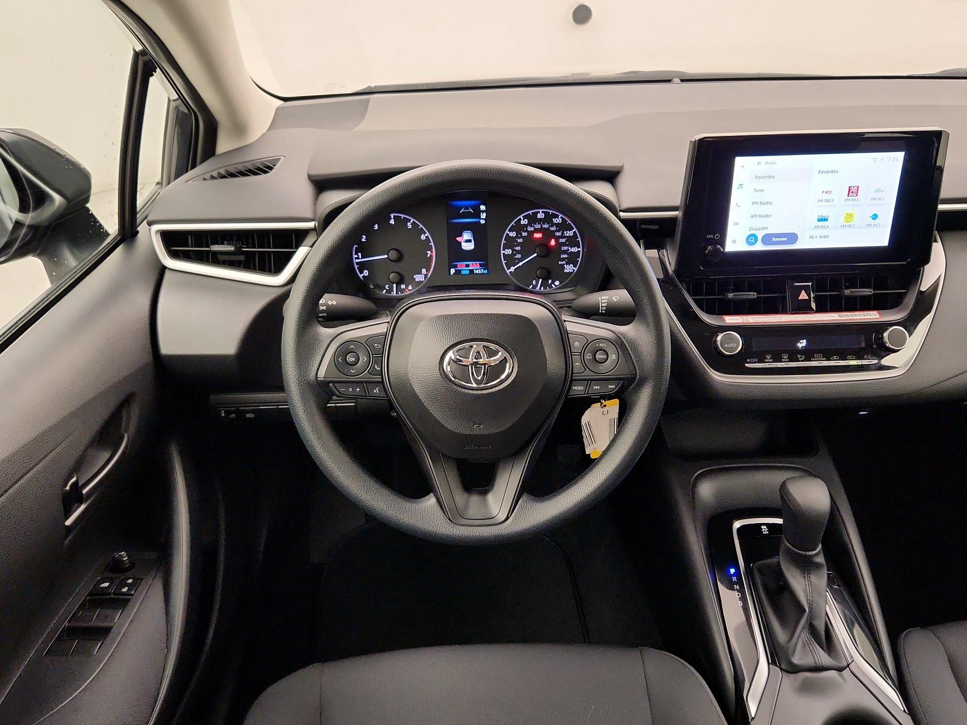 Thumbnail: 2025 Toyota Corolla - 10