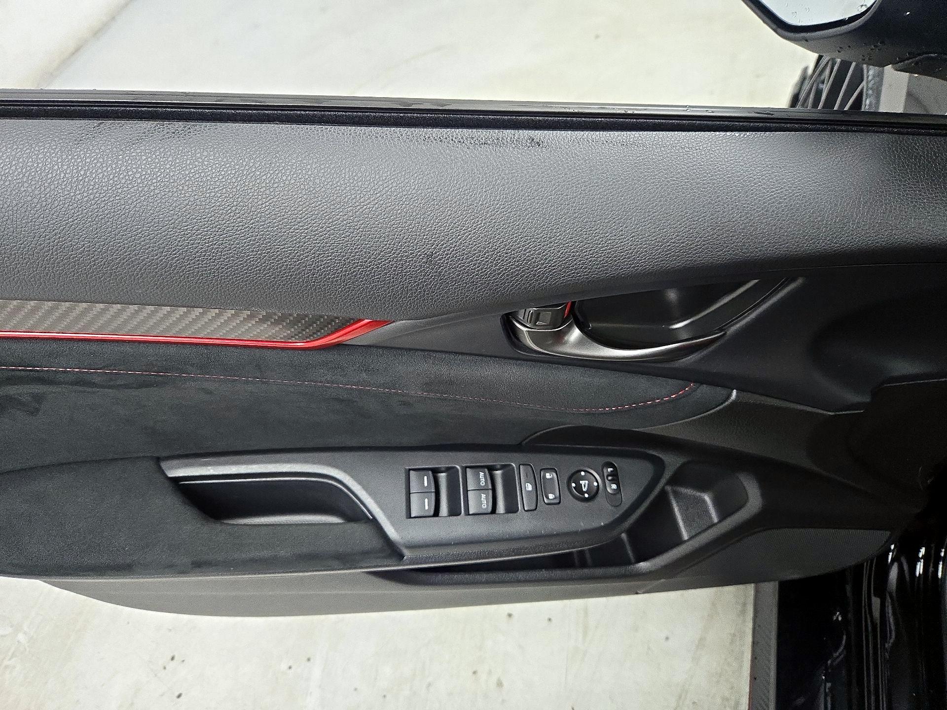 Thumbnail: 2018 Honda Civic - 12