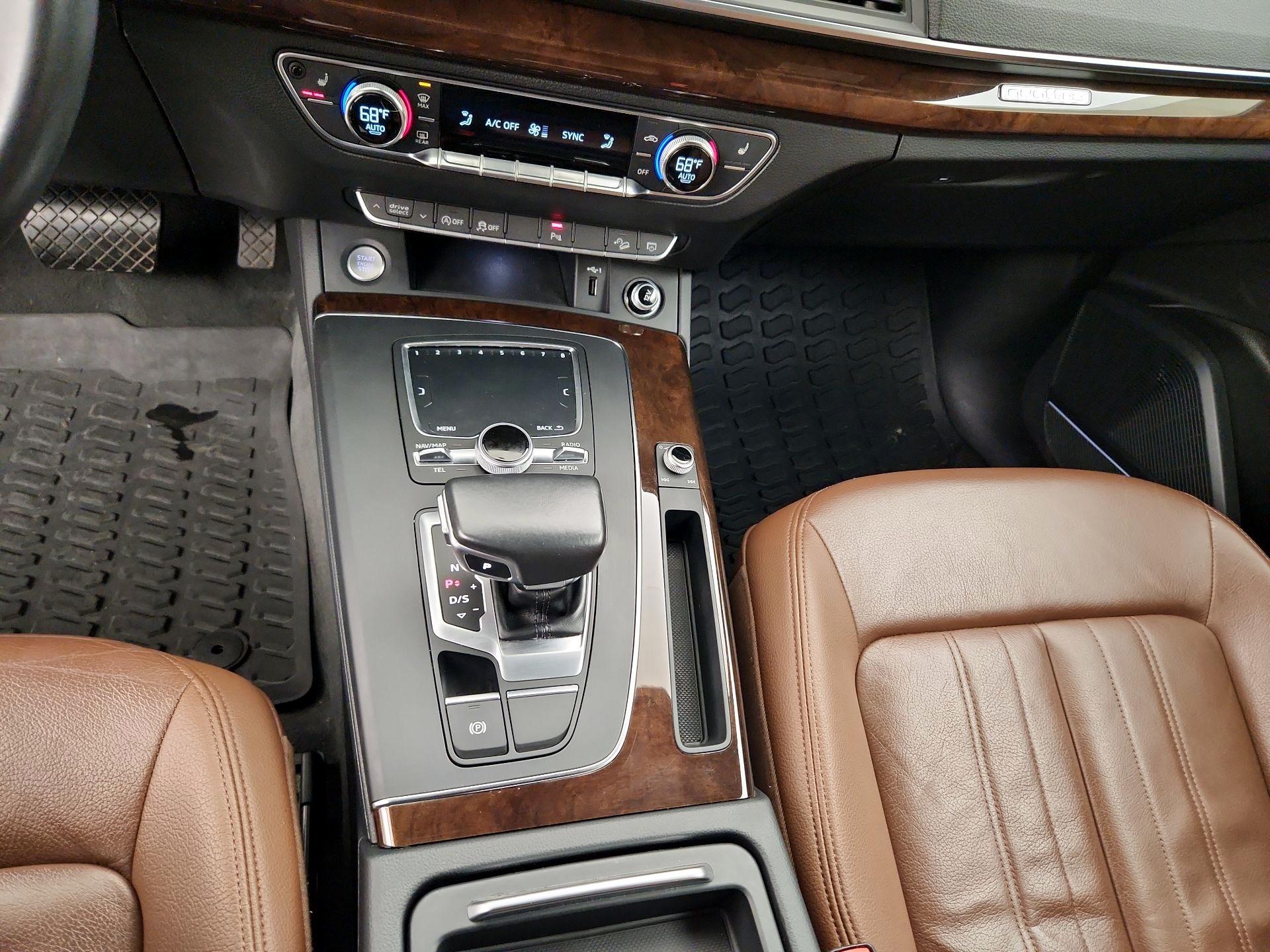 Thumbnail: 2018 Audi Q5 - 18