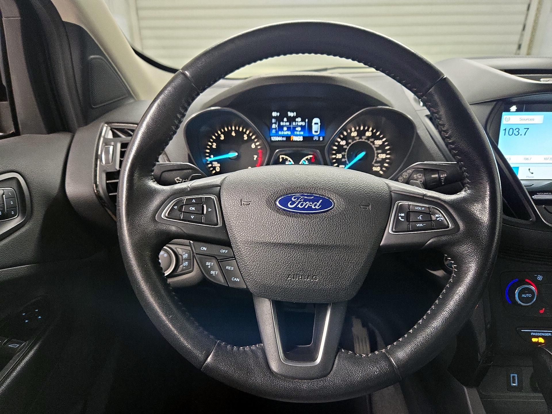 Thumbnail: 2017 Ford Escape - 10