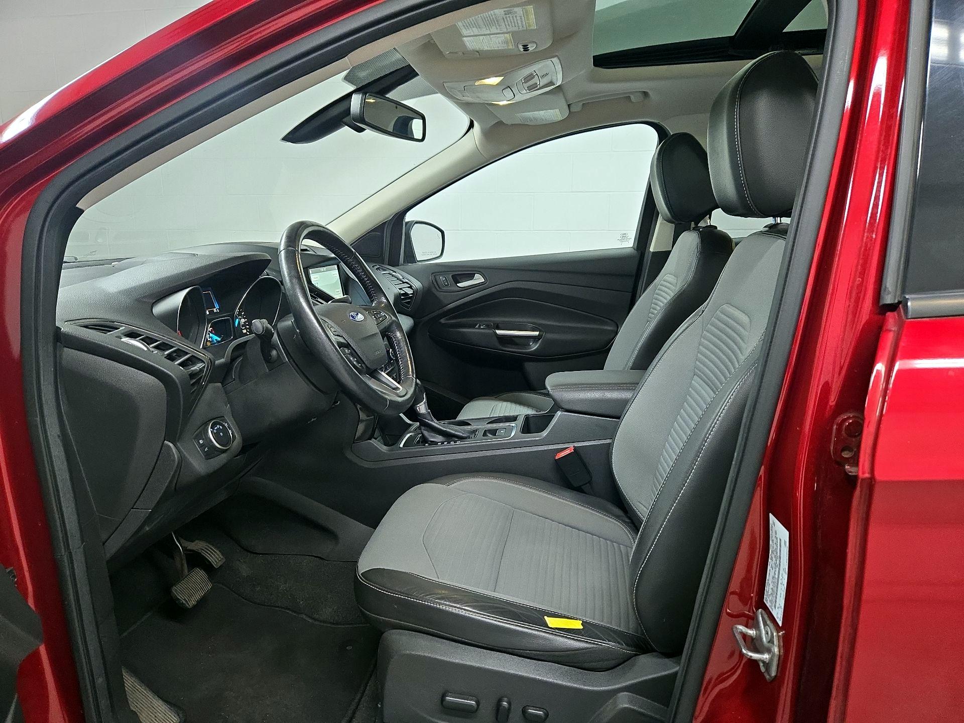 Thumbnail: 2017 Ford Escape - 11