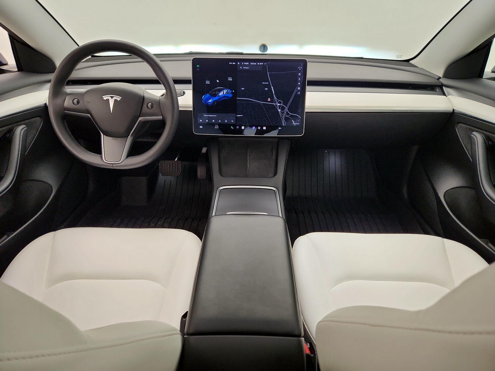 Thumbnail: 2022 Tesla Model 3 - 9