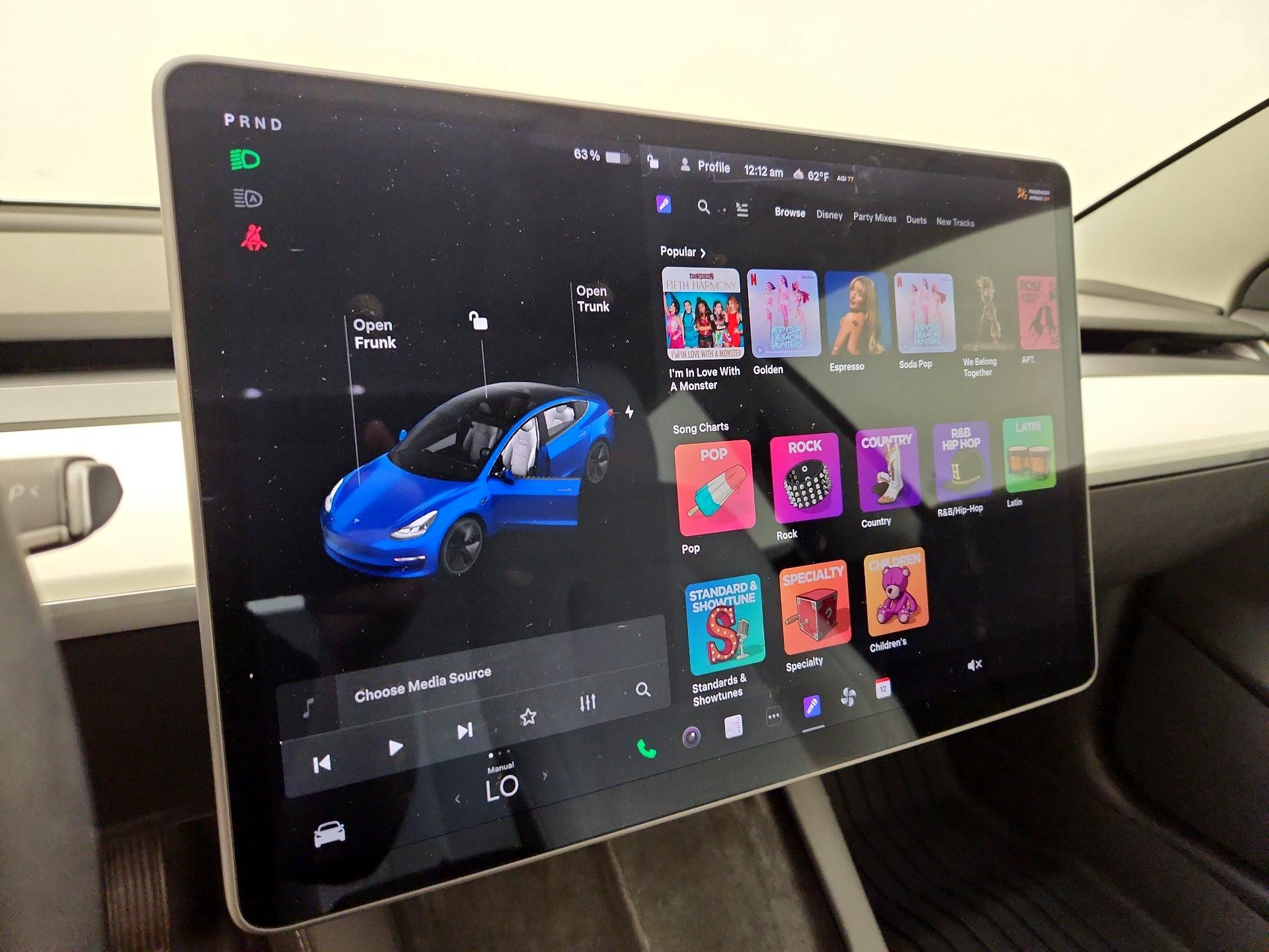 Thumbnail: 2022 Tesla Model 3 - 15