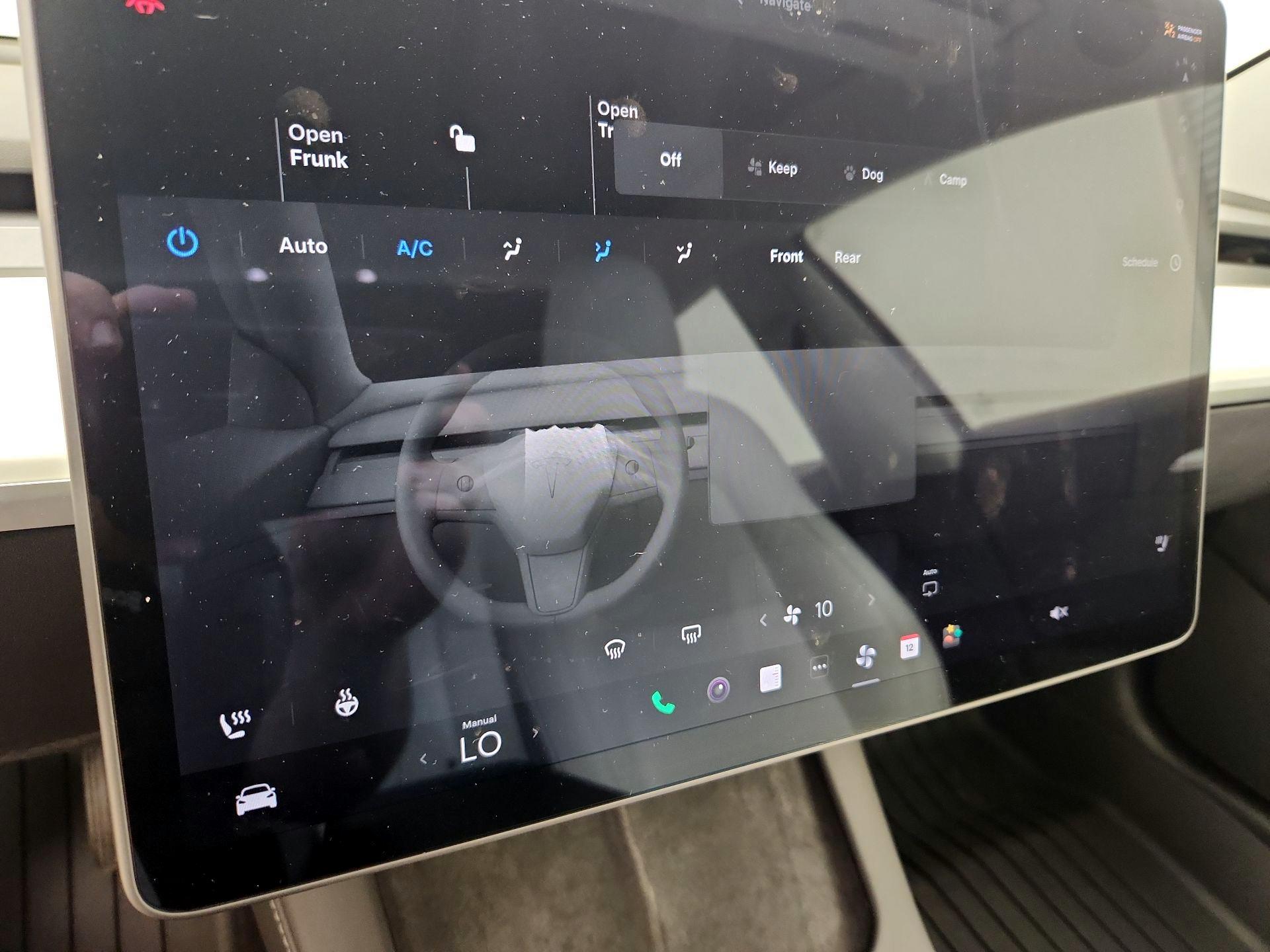 Thumbnail: 2022 Tesla Model 3 - 16