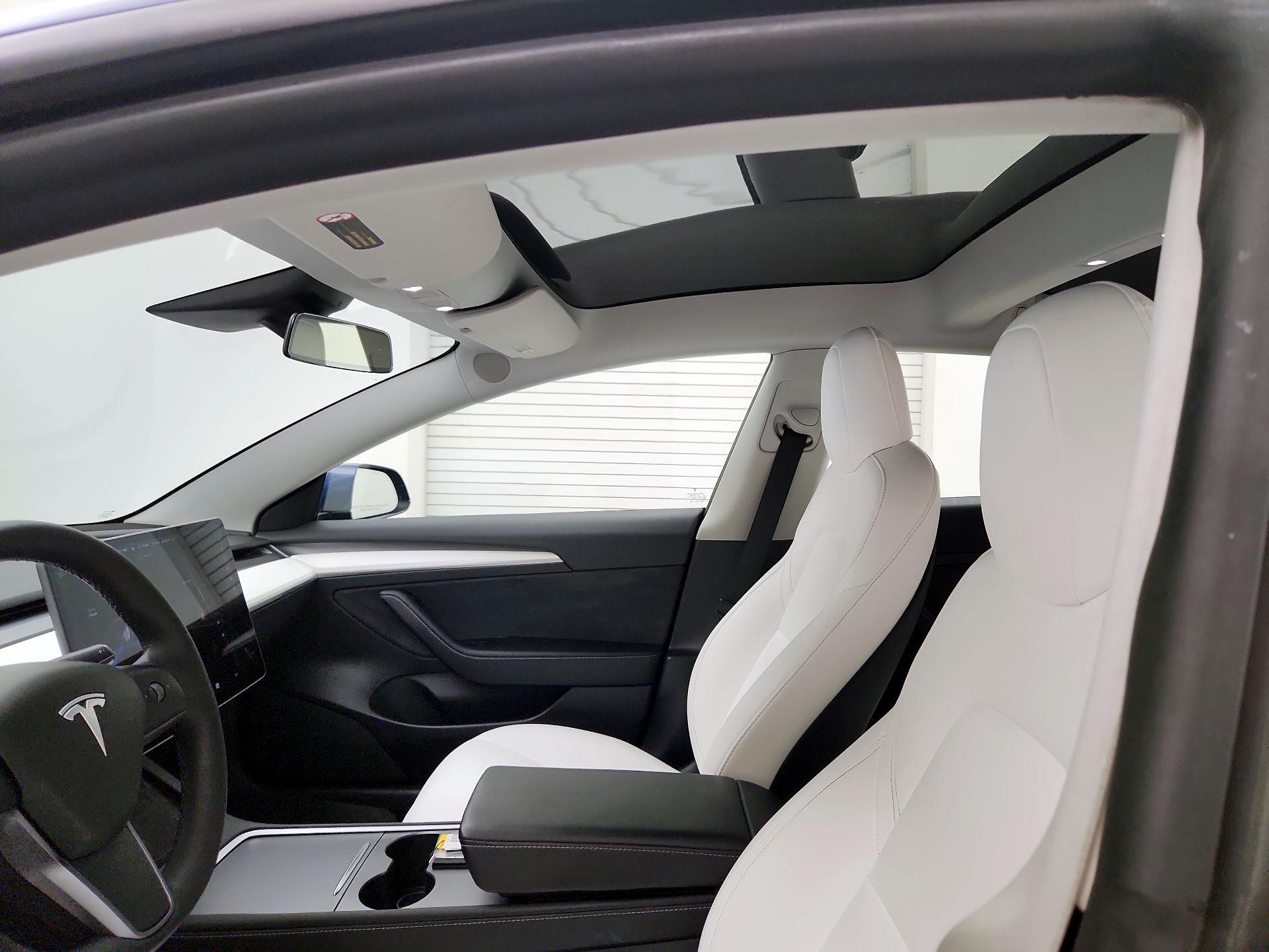 Thumbnail: 2022 Tesla Model 3 - 18