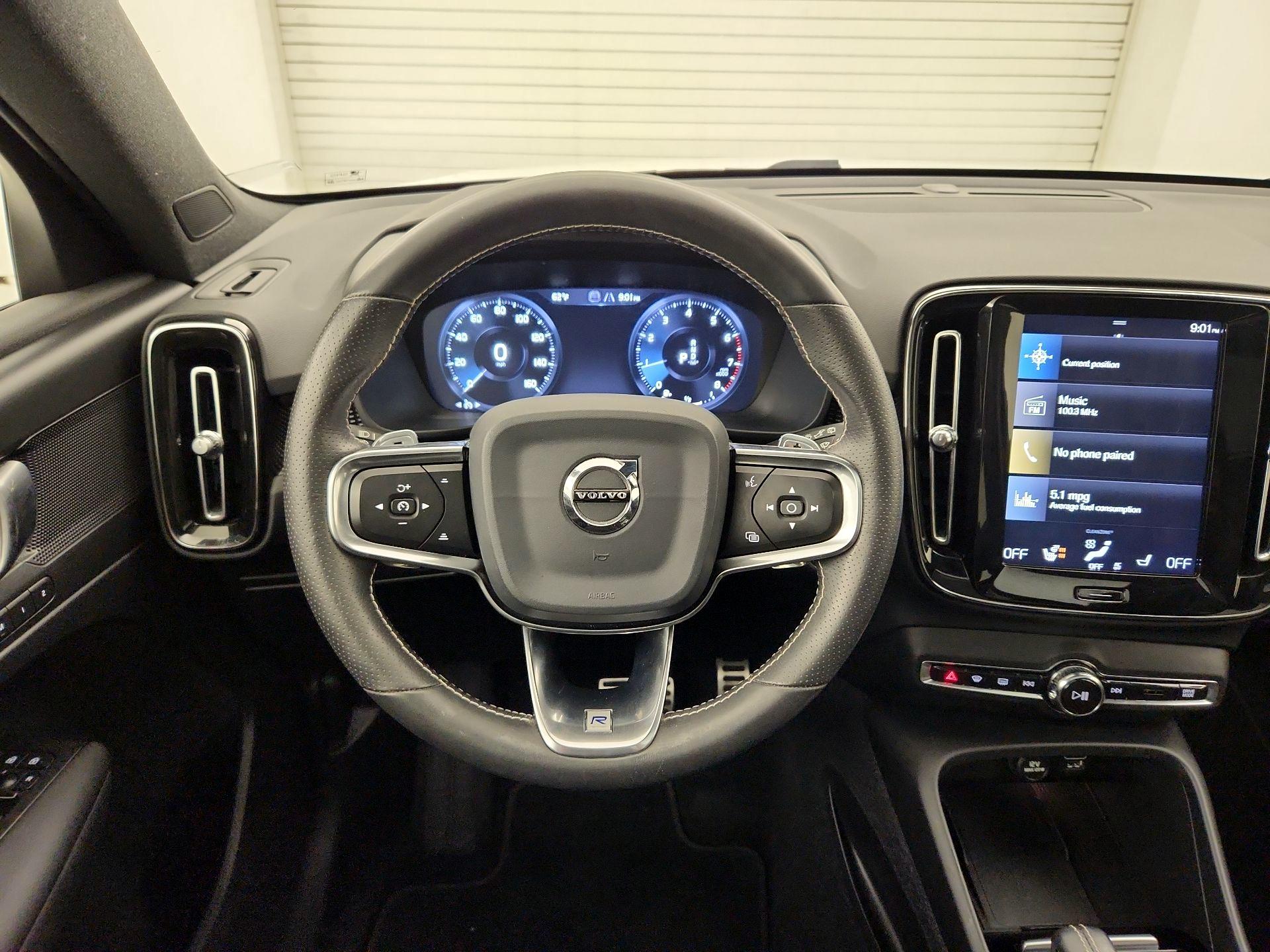 Thumbnail: 2020 Volvo XC40 - 10