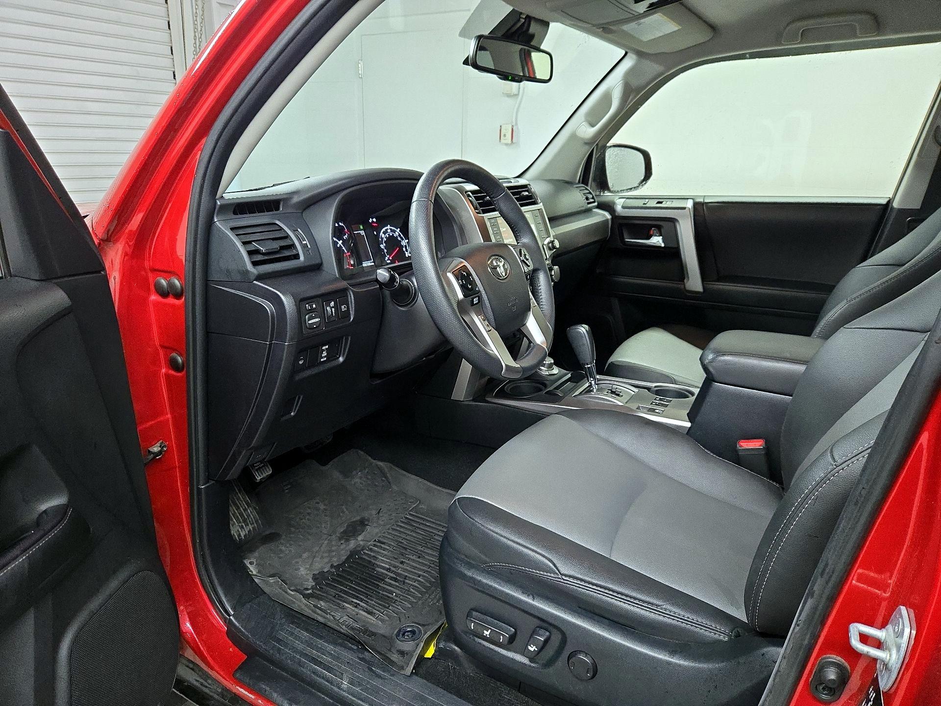 Thumbnail: 2021 Toyota 4Runner - 11