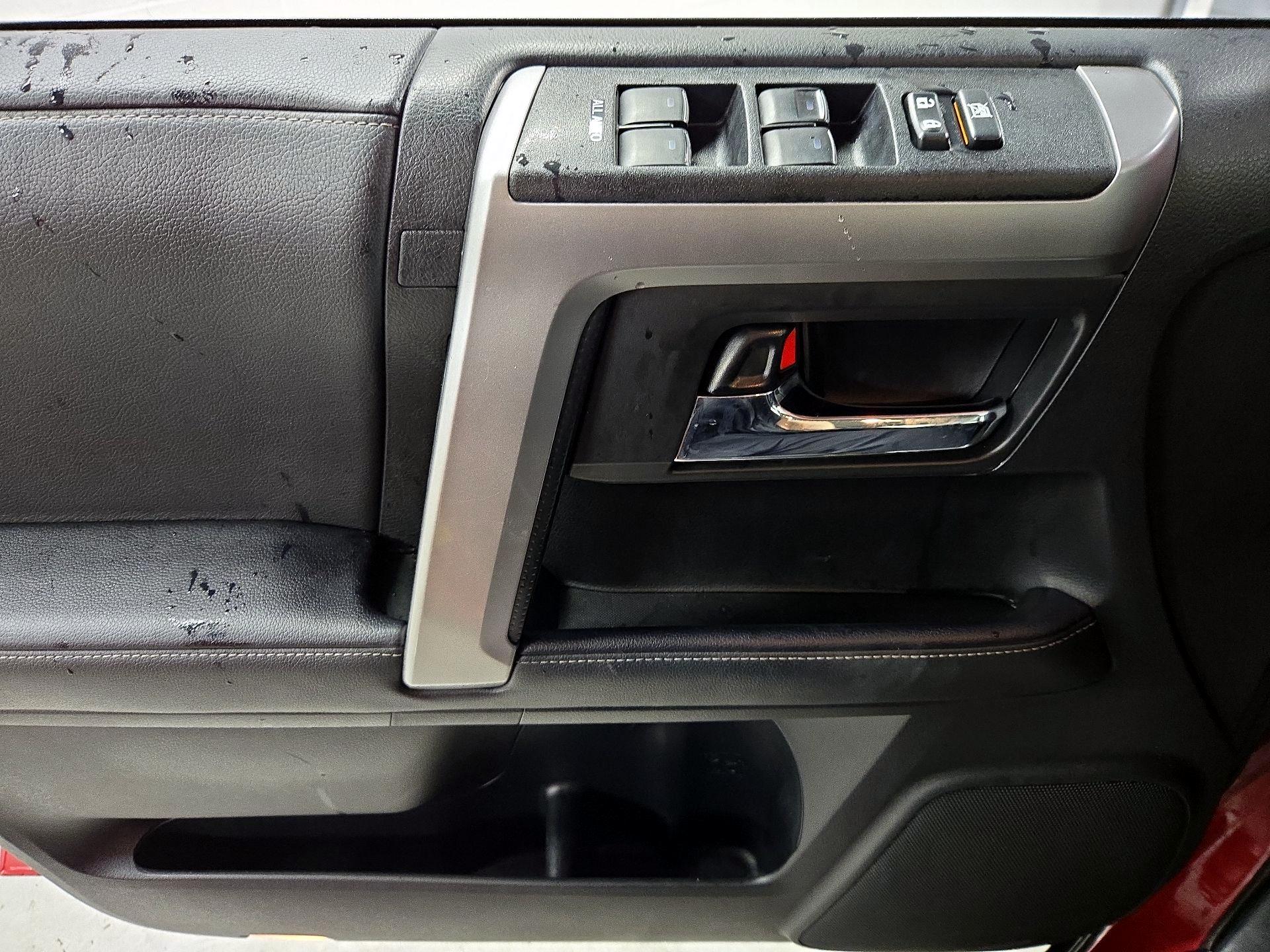 Thumbnail: 2021 Toyota 4Runner - 12