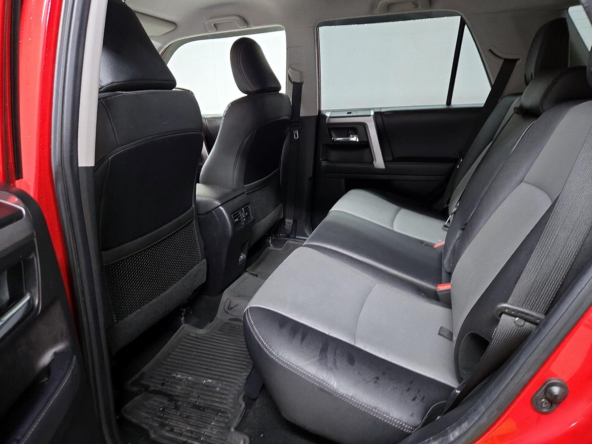 Thumbnail: 2021 Toyota 4Runner - 20