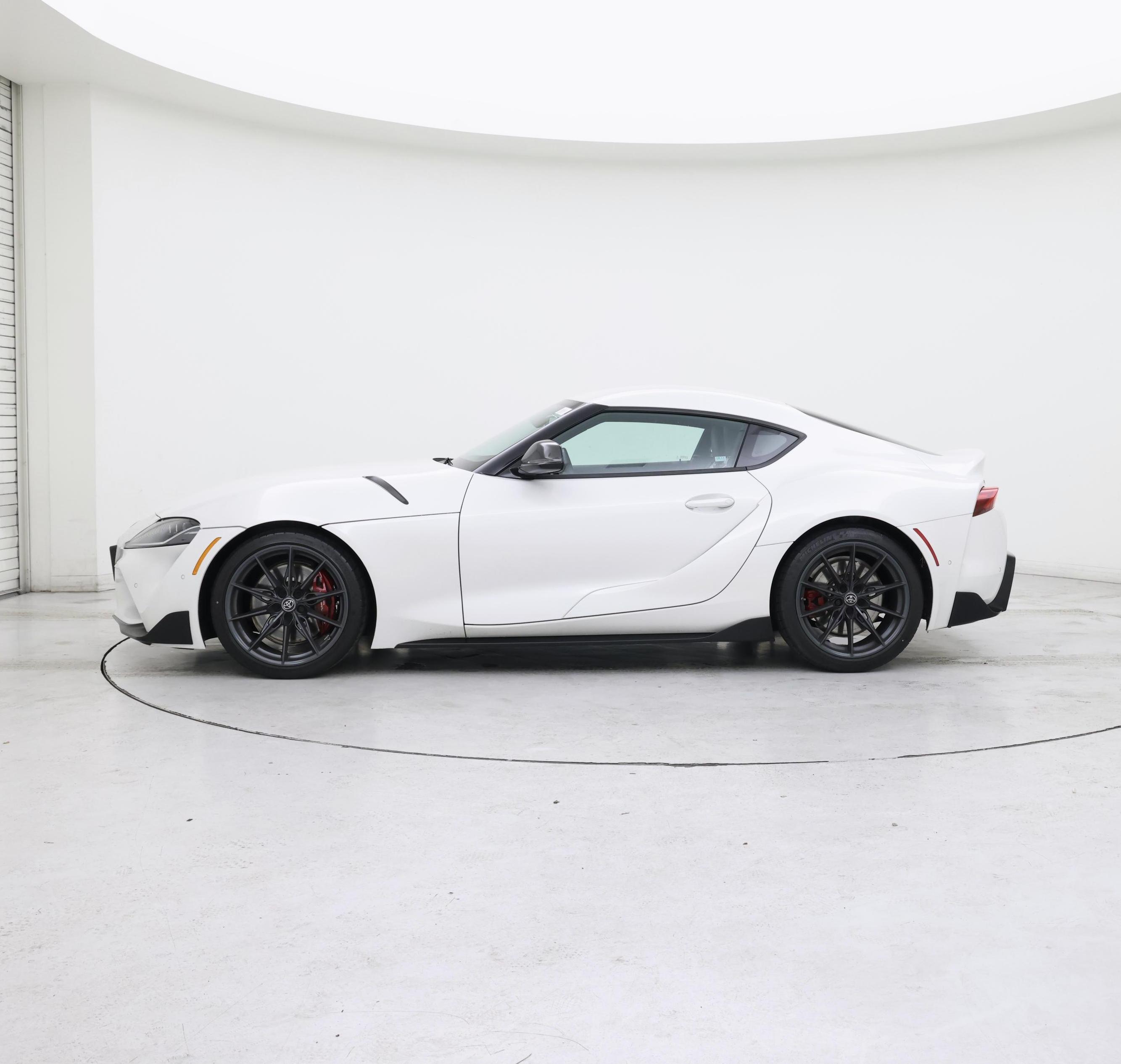 Thumbnail: 2023 Toyota Supra - 3