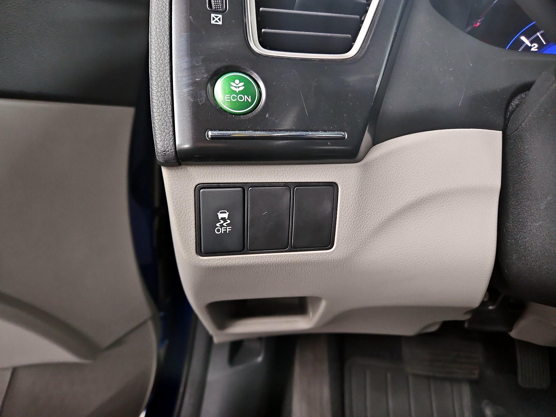 Thumbnail: 2015 Honda Civic - 13