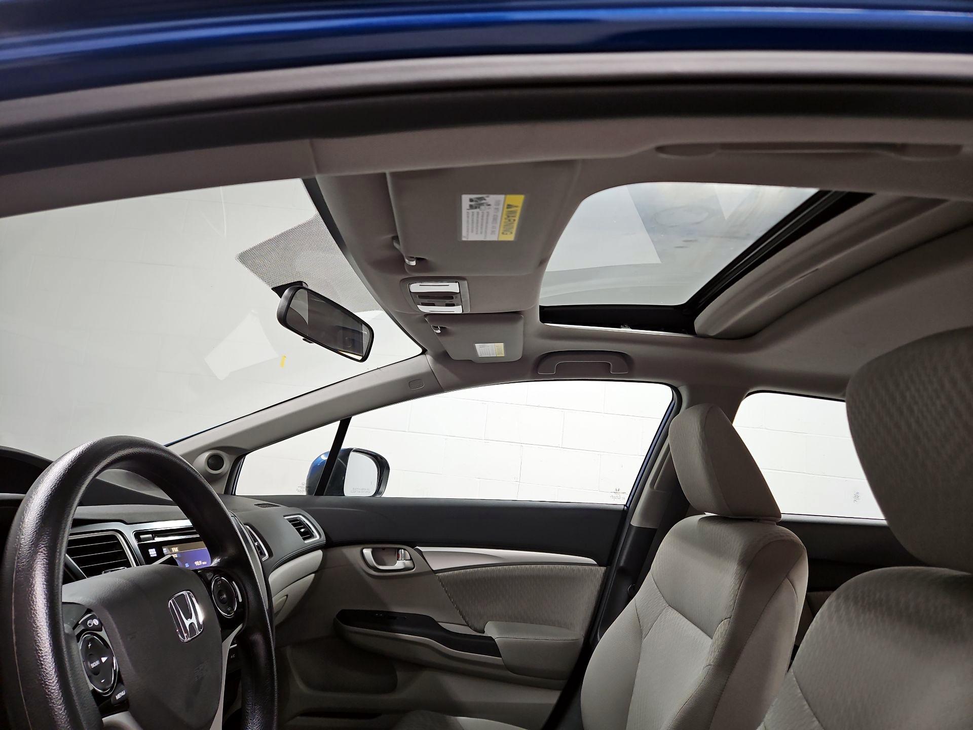 Thumbnail: 2015 Honda Civic - 19