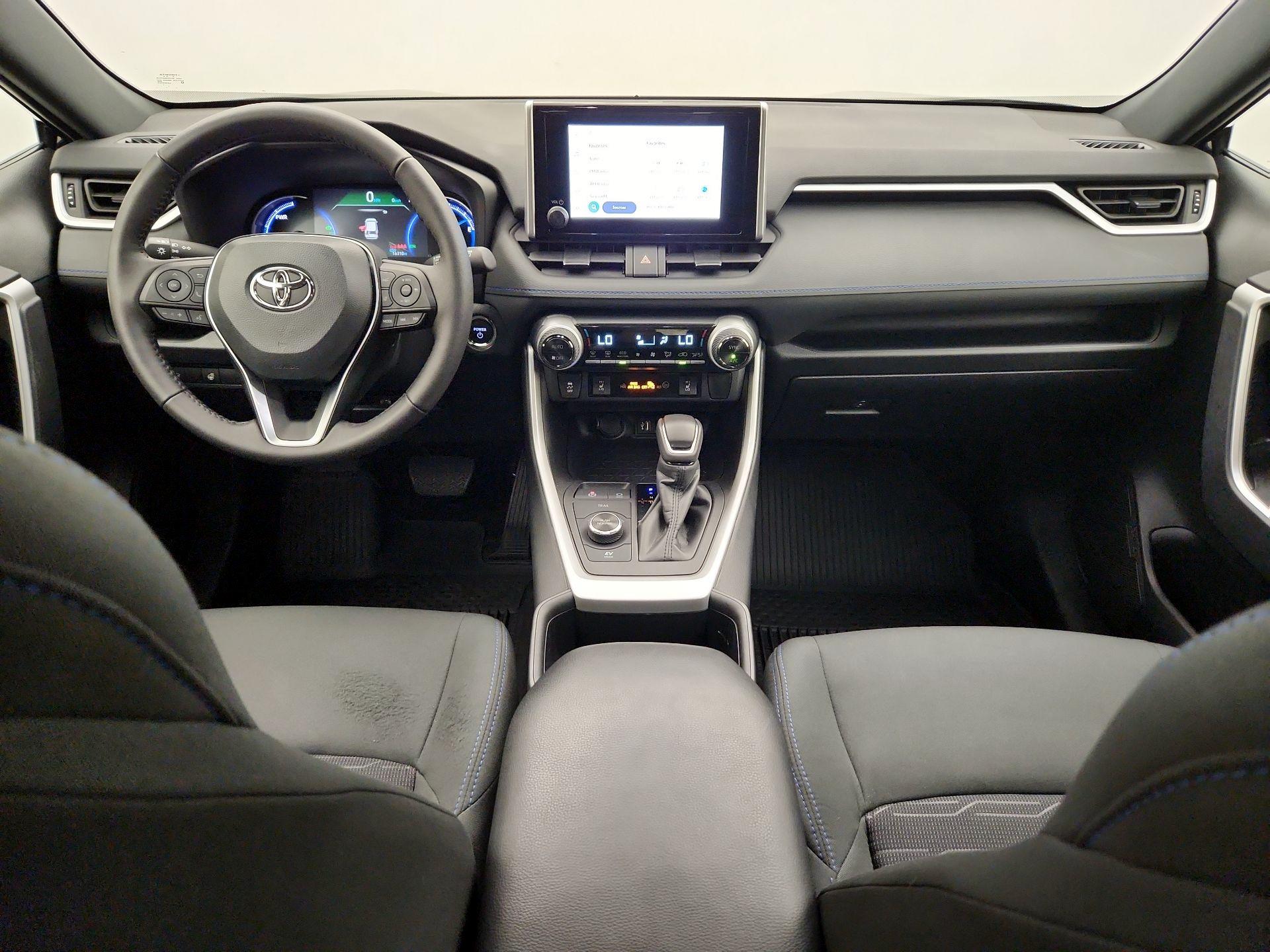 Thumbnail: 2024 Toyota RAV4 - 9