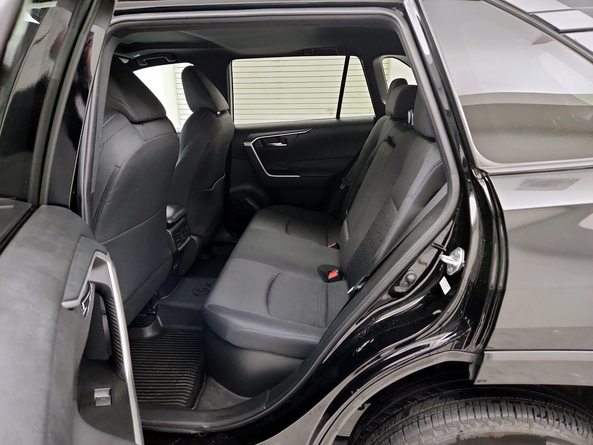 Thumbnail: 2024 Toyota RAV4 - 20