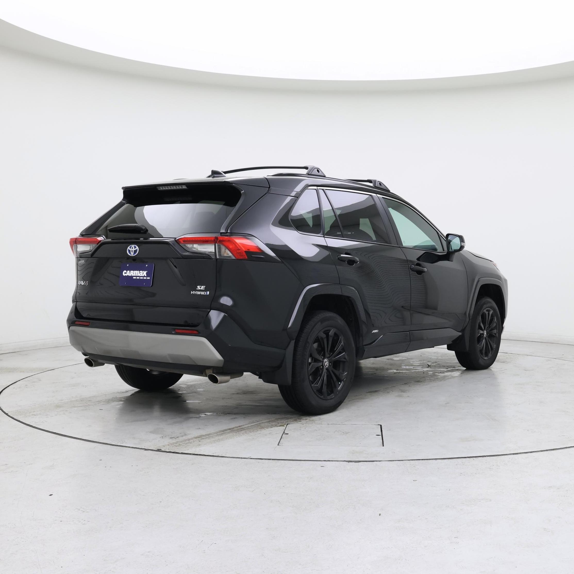 Thumbnail: 2024 Toyota RAV4 - 8