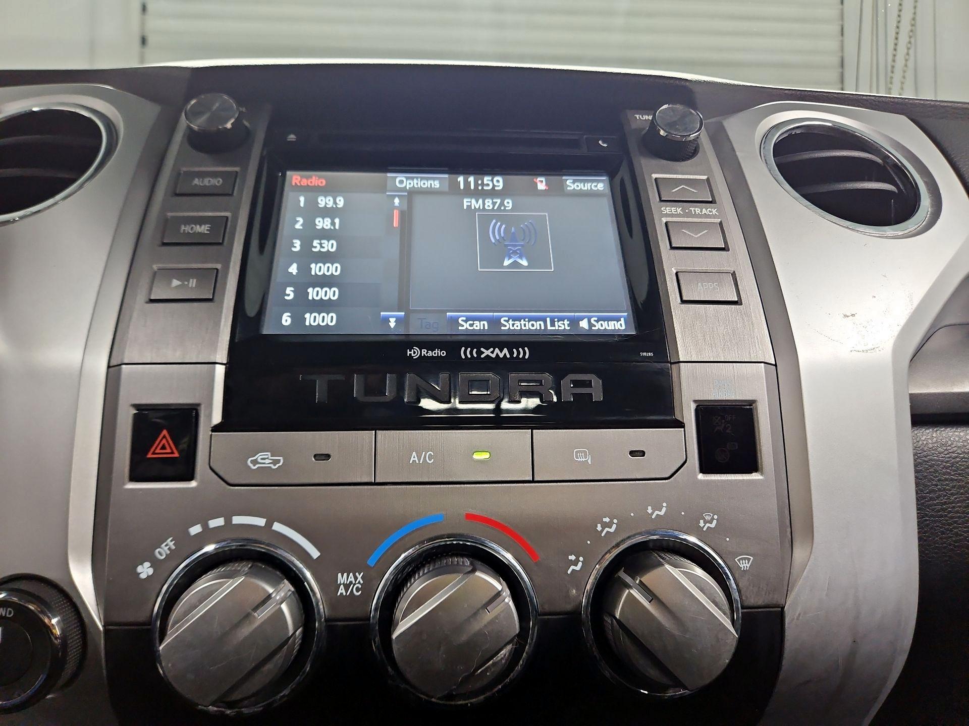 Thumbnail: 2018 Toyota Tundra - 15