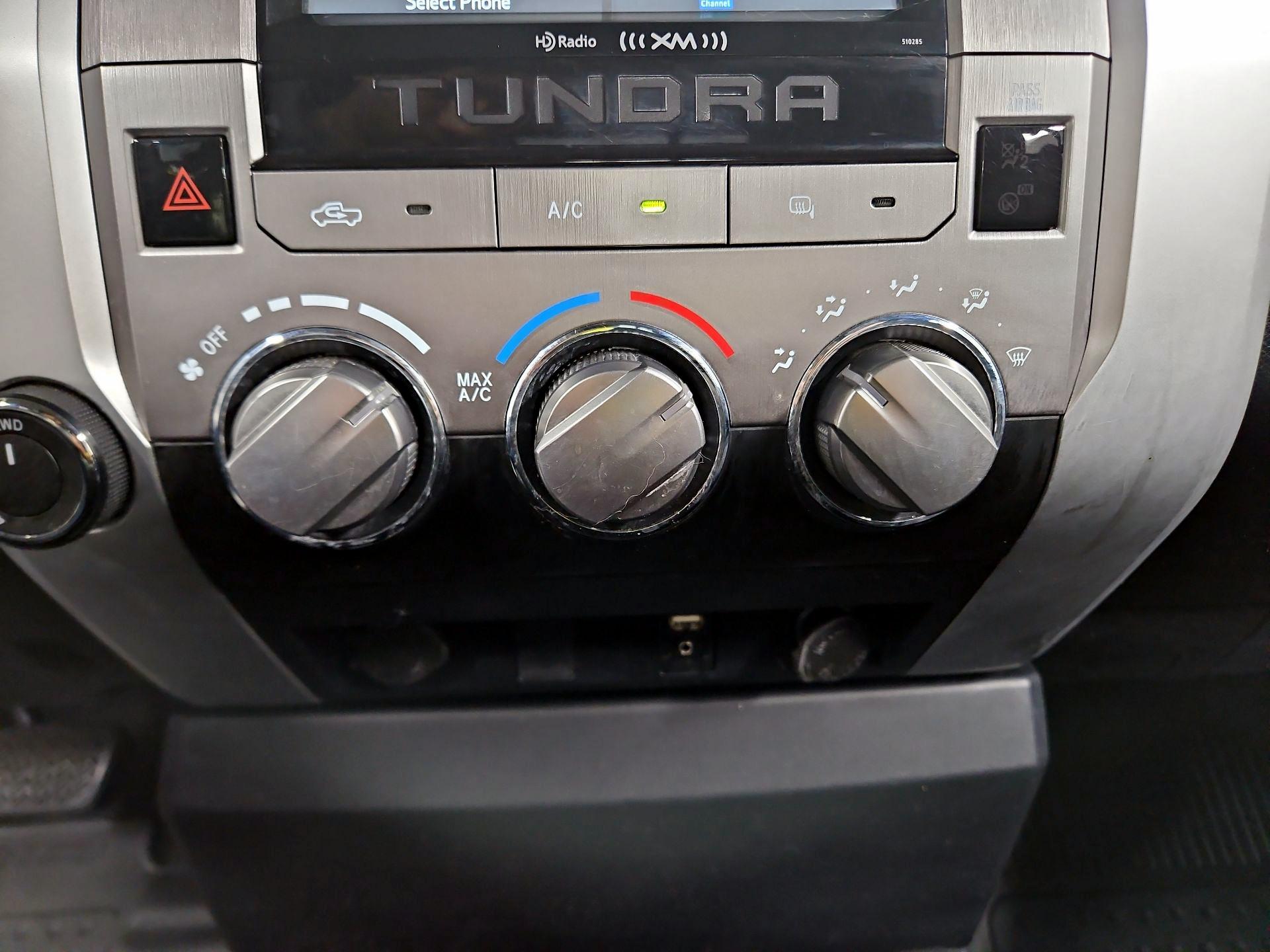 Thumbnail: 2018 Toyota Tundra - 16