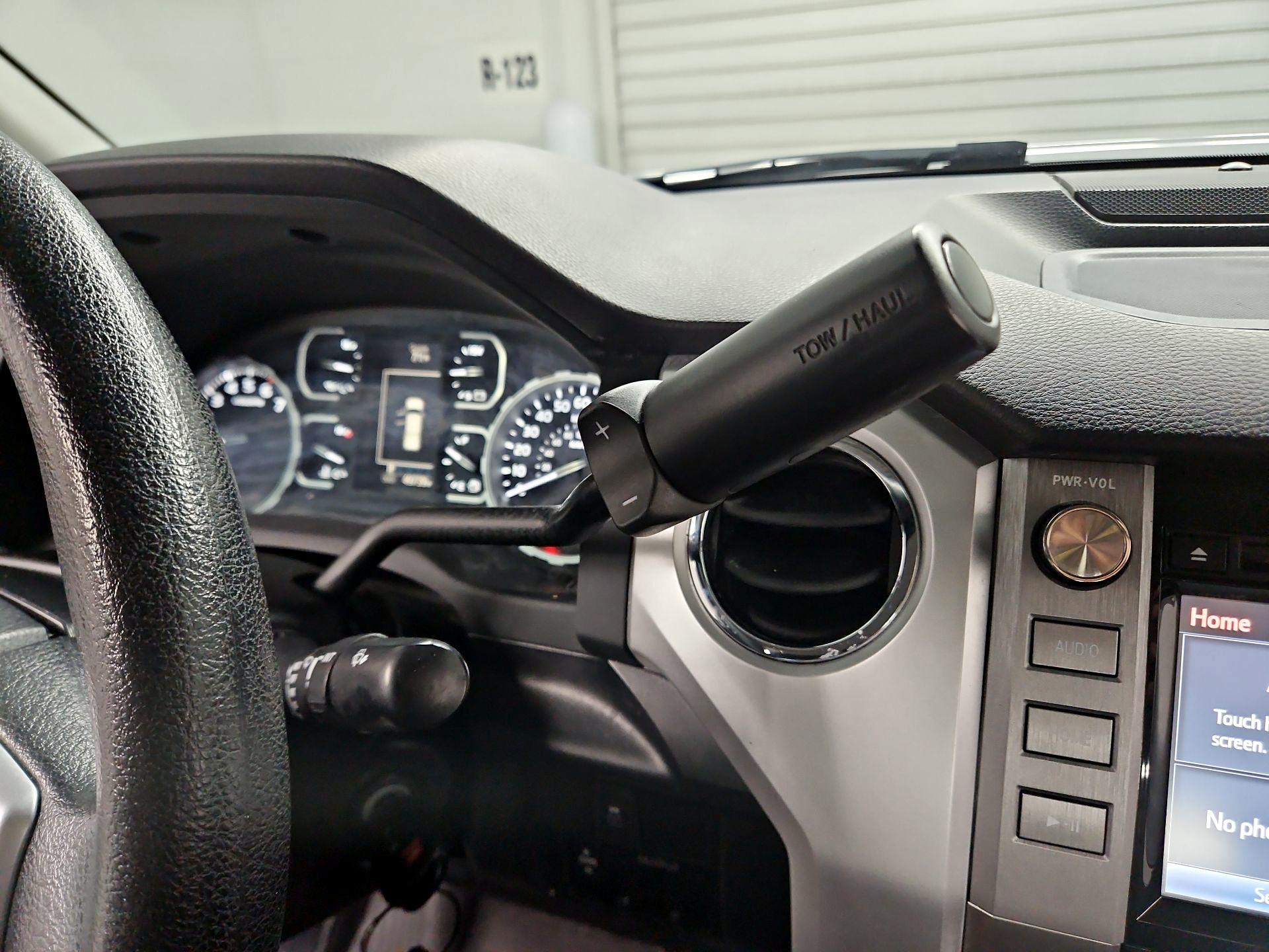 Thumbnail: 2018 Toyota Tundra - 17