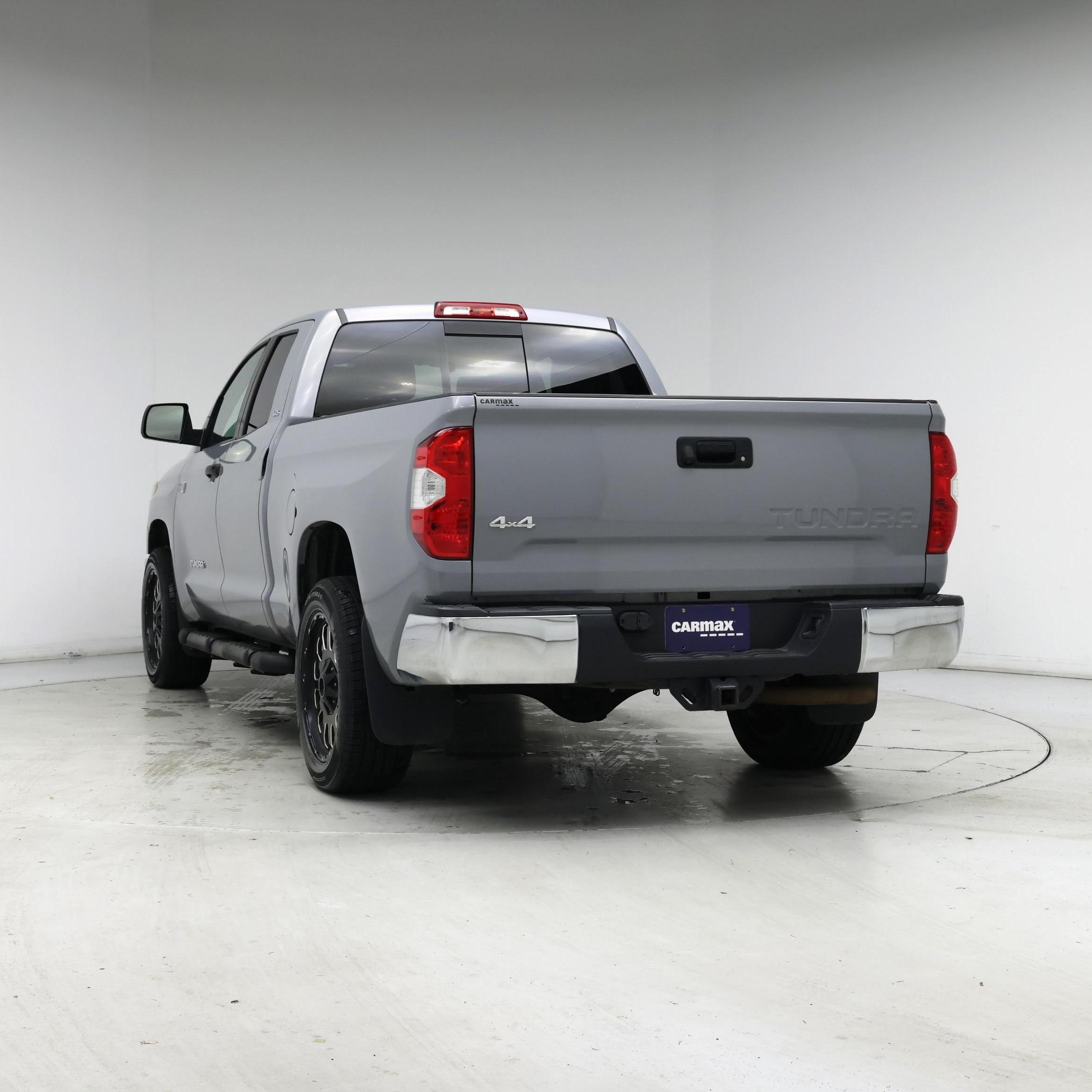 Thumbnail: 2018 Toyota Tundra - 6