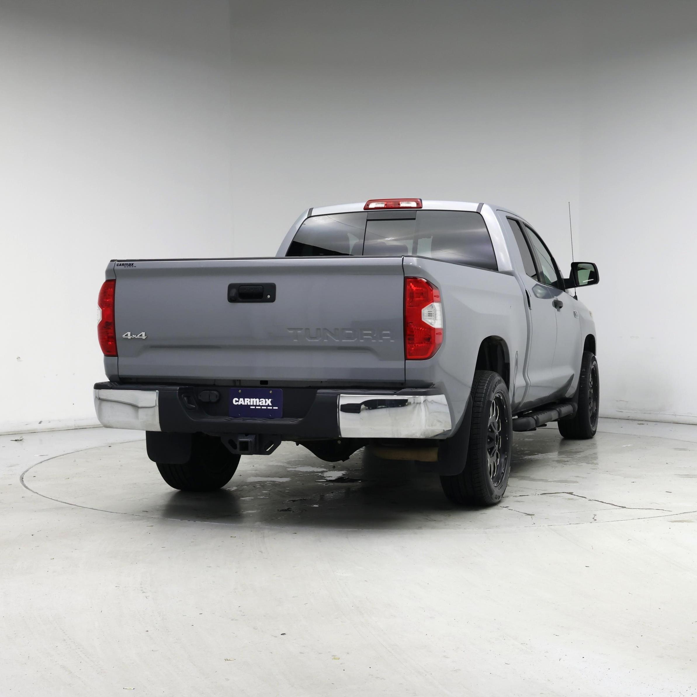 Thumbnail: 2018 Toyota Tundra - 8