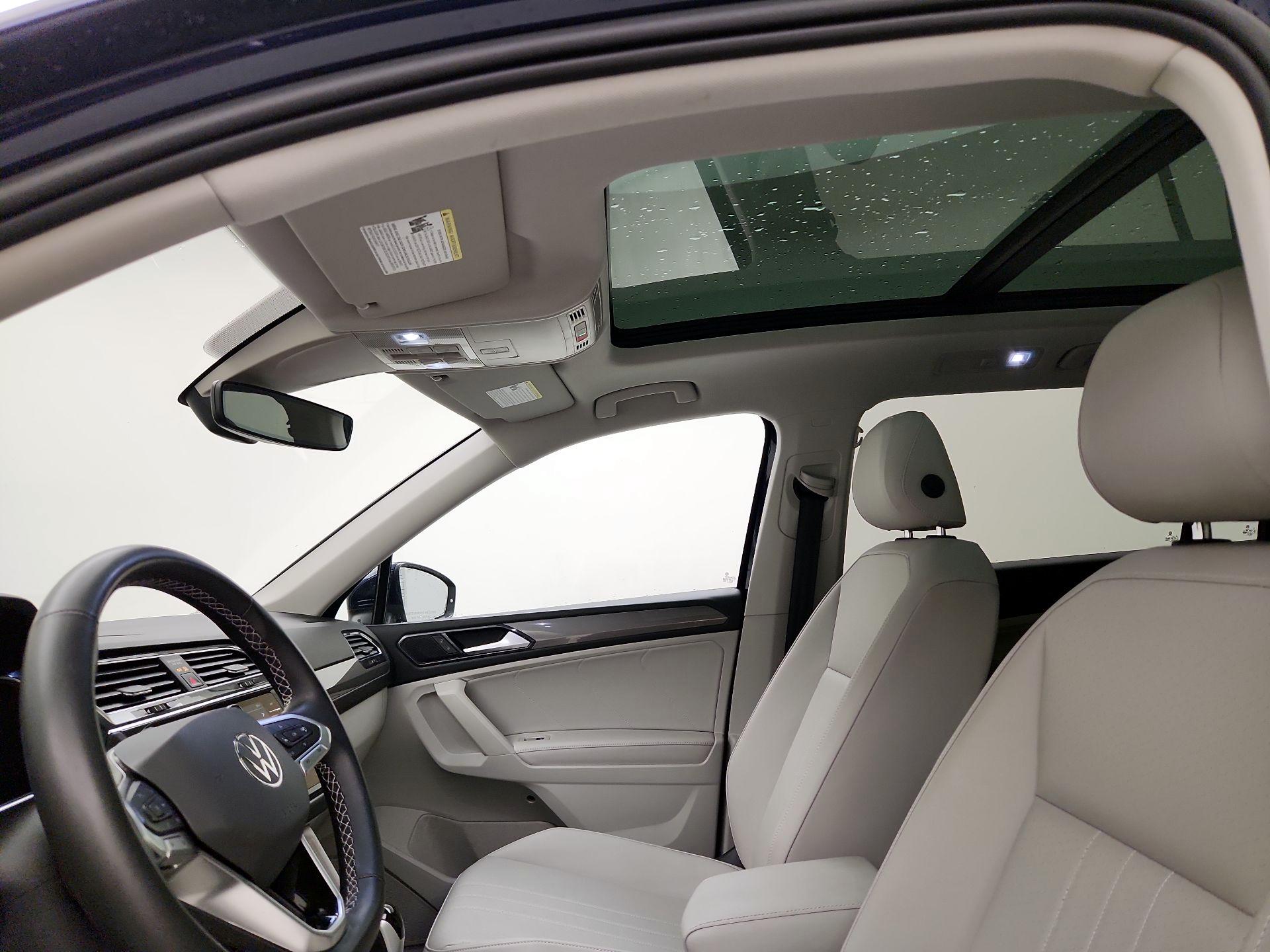 Thumbnail: 2022 Volkswagen Tiguan - 19