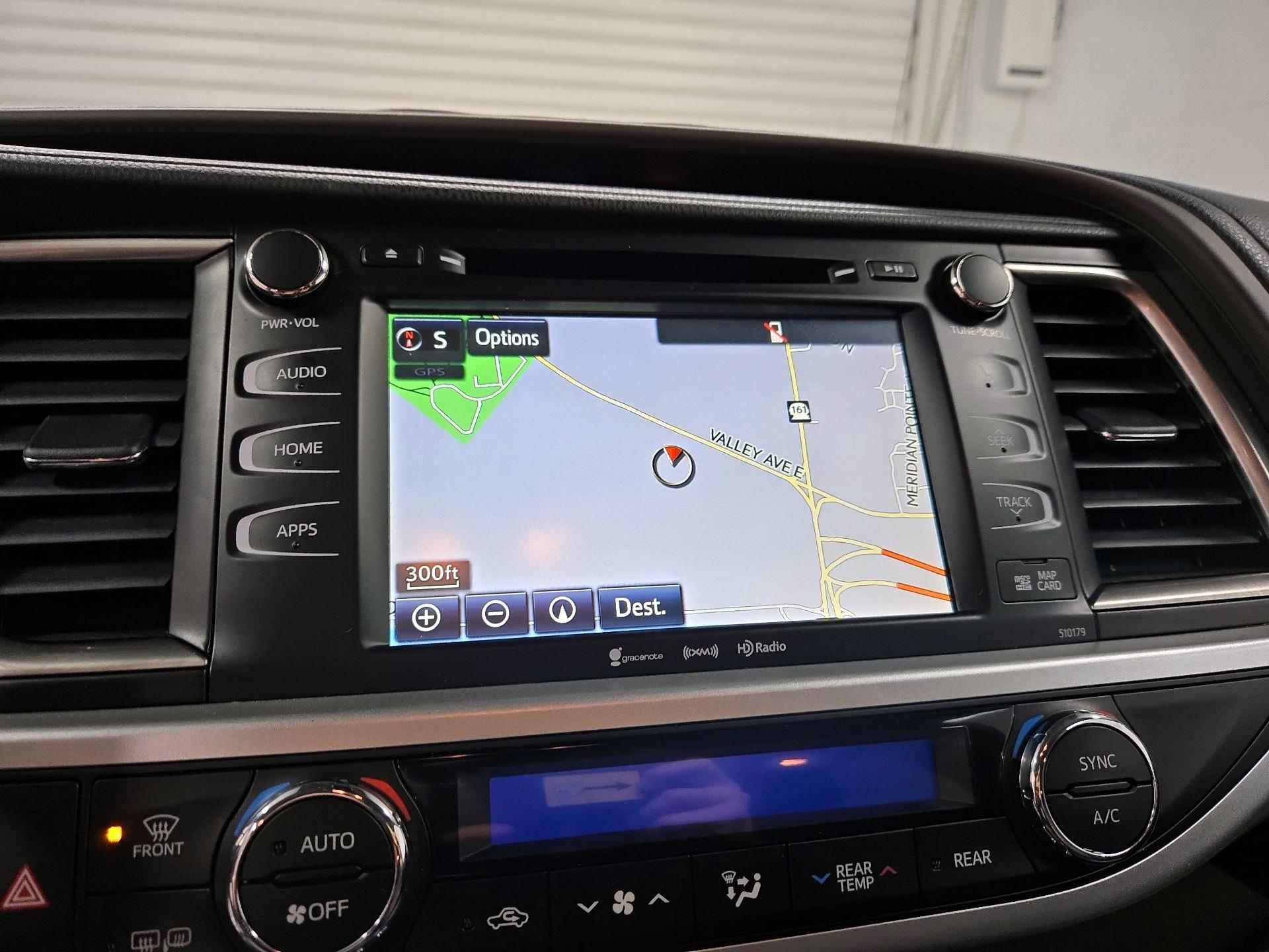 Thumbnail: 2018 Toyota Highlander - 14