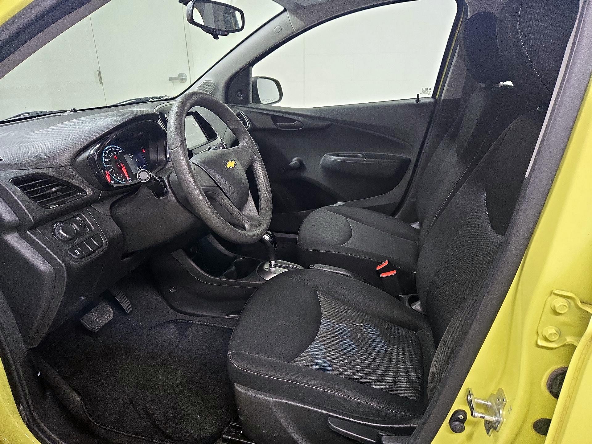 Thumbnail: 2017 Chevrolet Spark - 11