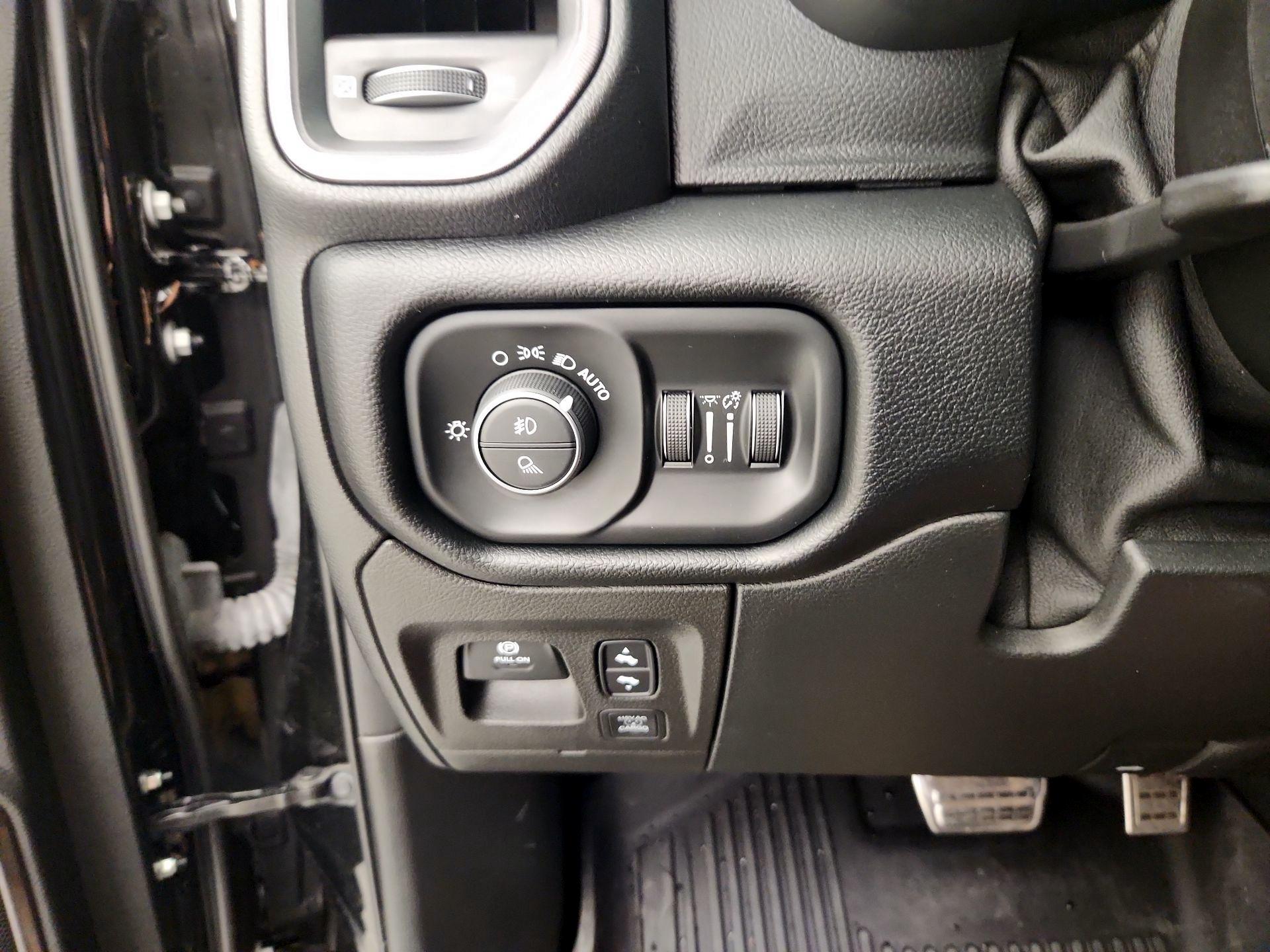 Thumbnail: 2022 RAM 1500 - 13