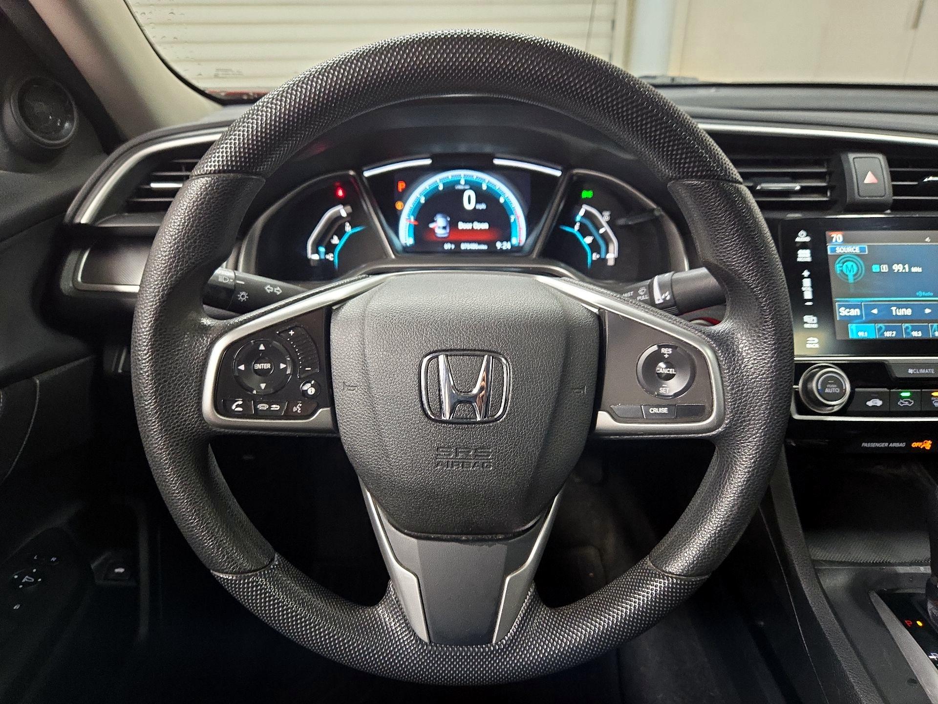 Thumbnail: 2017 Honda Civic - 10