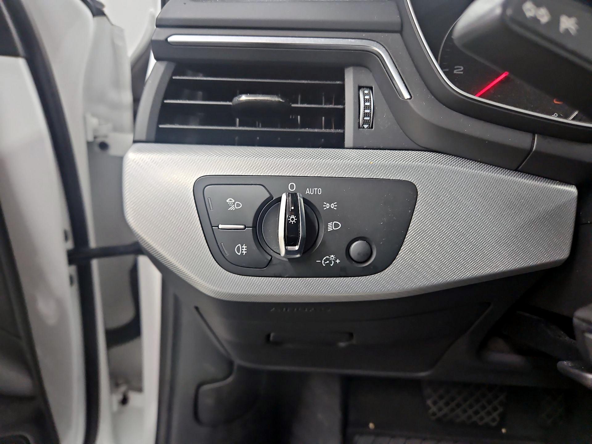 Thumbnail: 2017 Audi A4 - 13