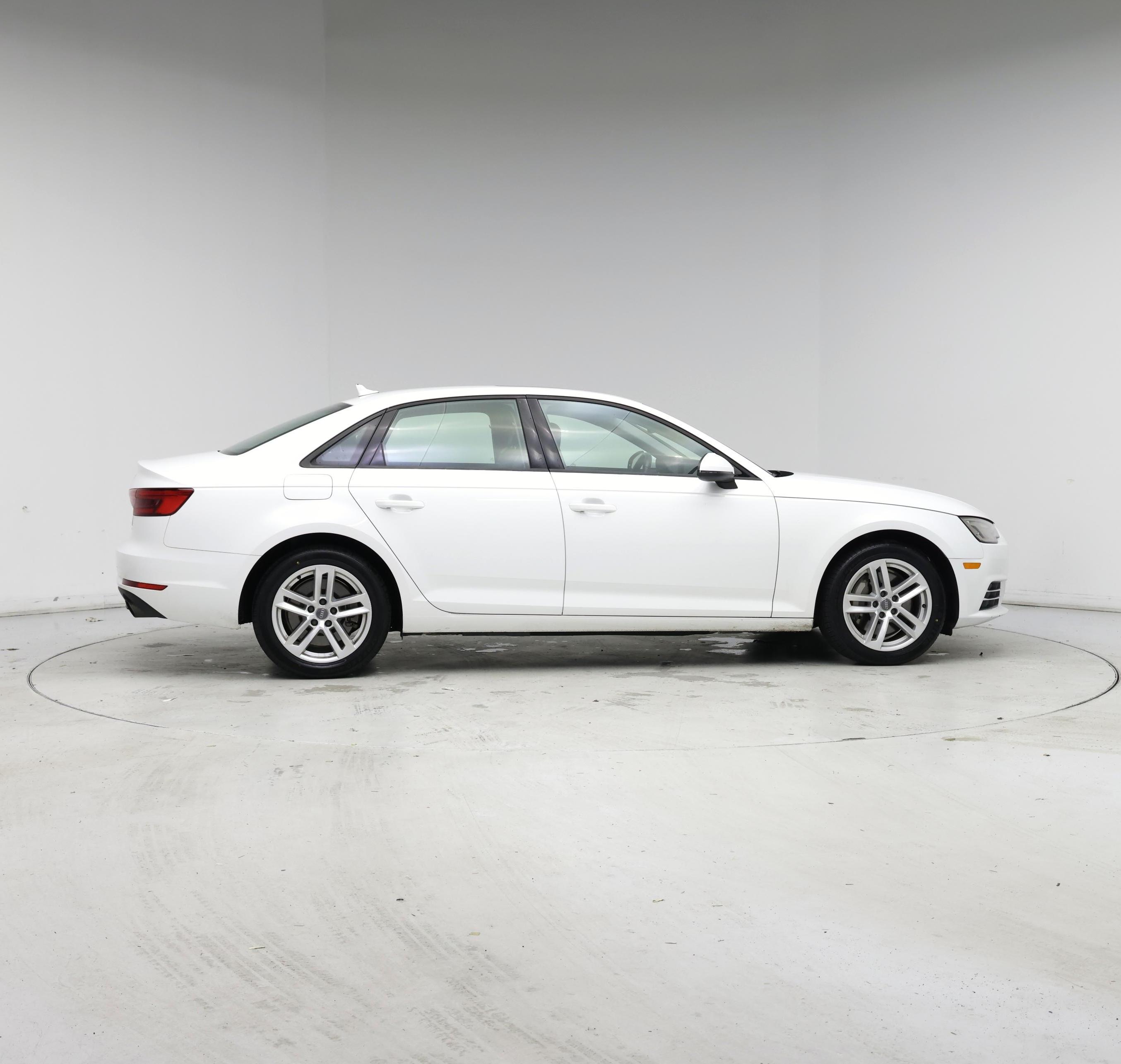 Thumbnail: 2017 Audi A4 - 7