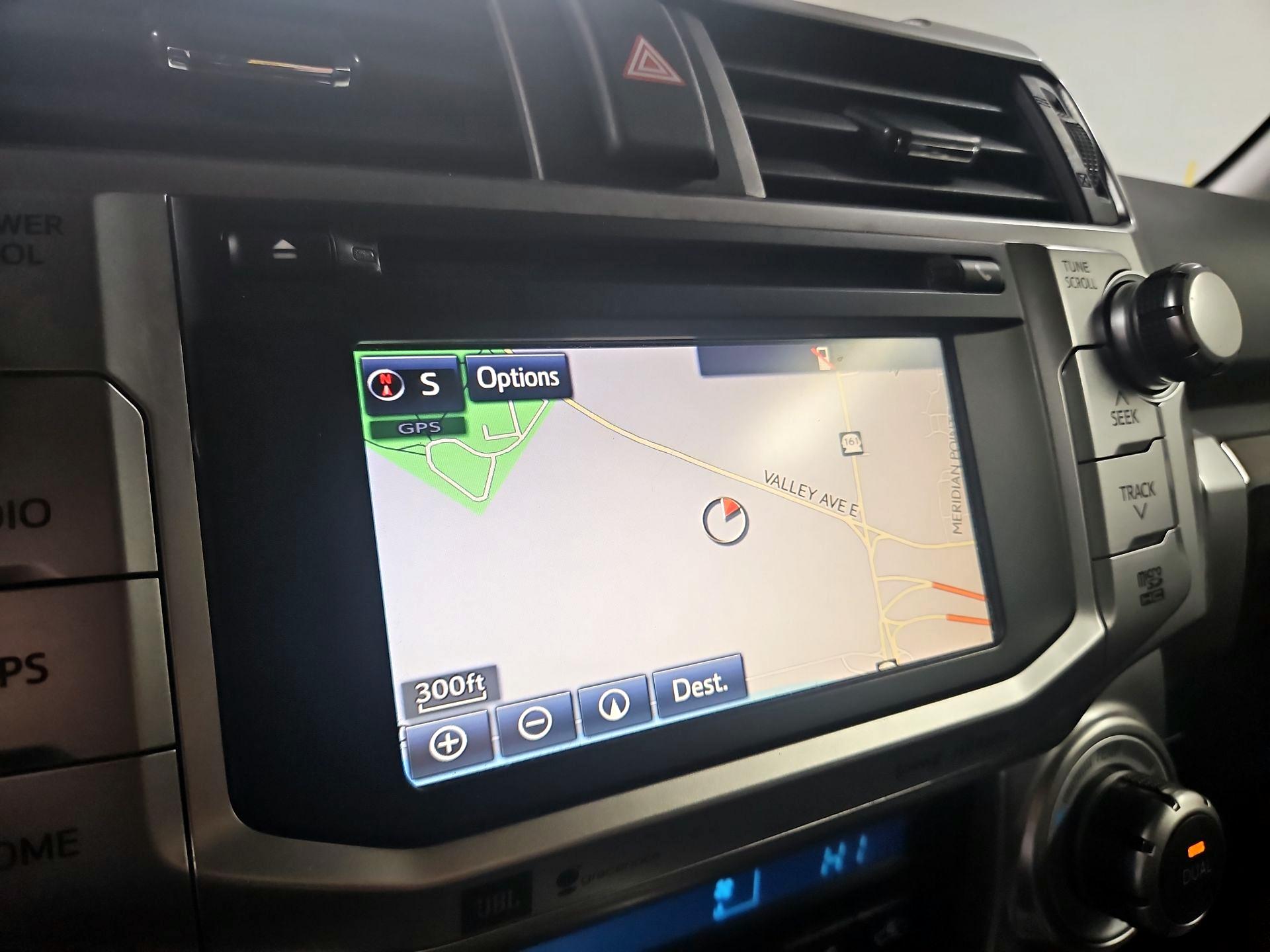 Thumbnail: 2018 Toyota 4Runner - 14