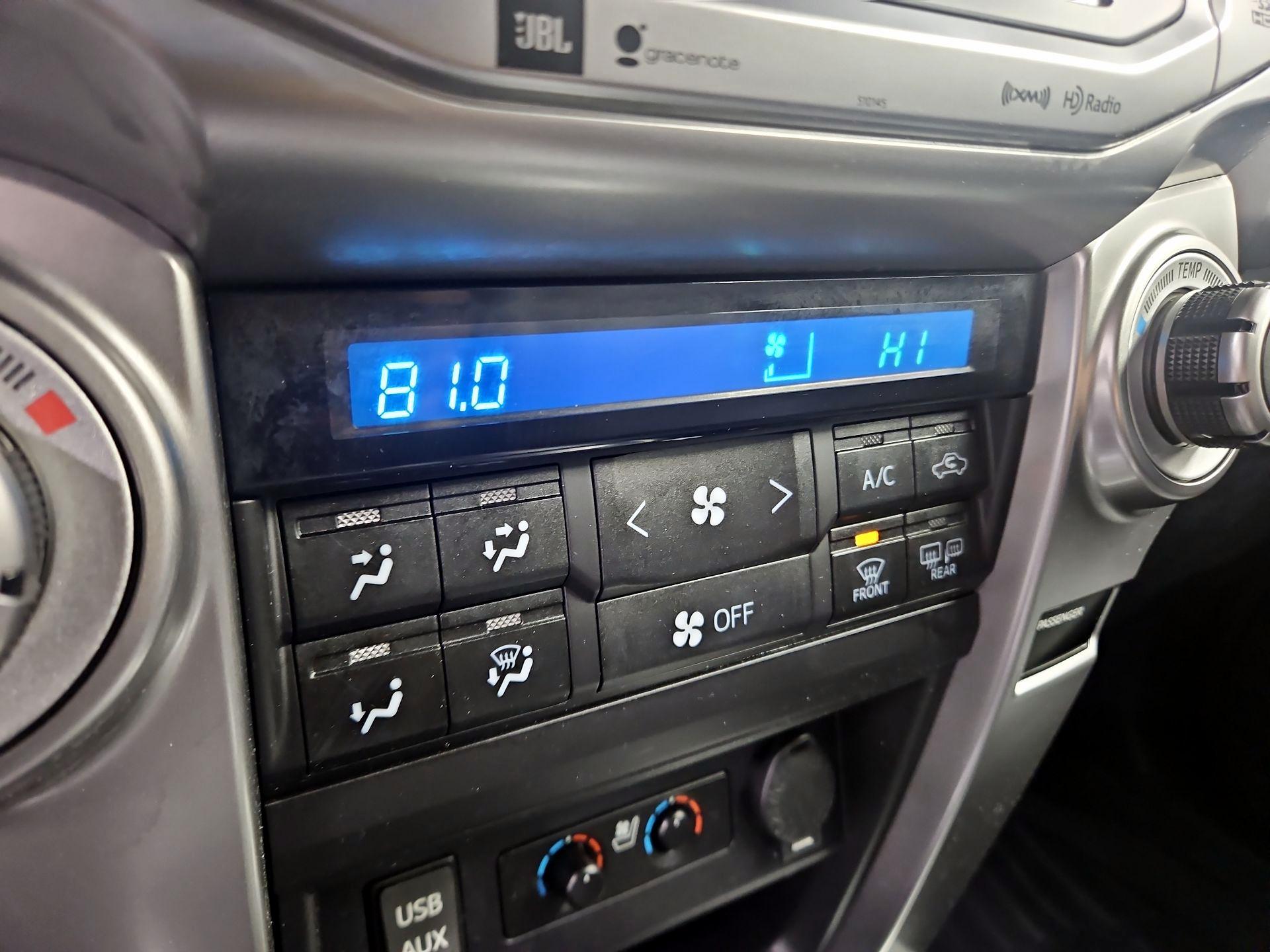 Thumbnail: 2018 Toyota 4Runner - 17