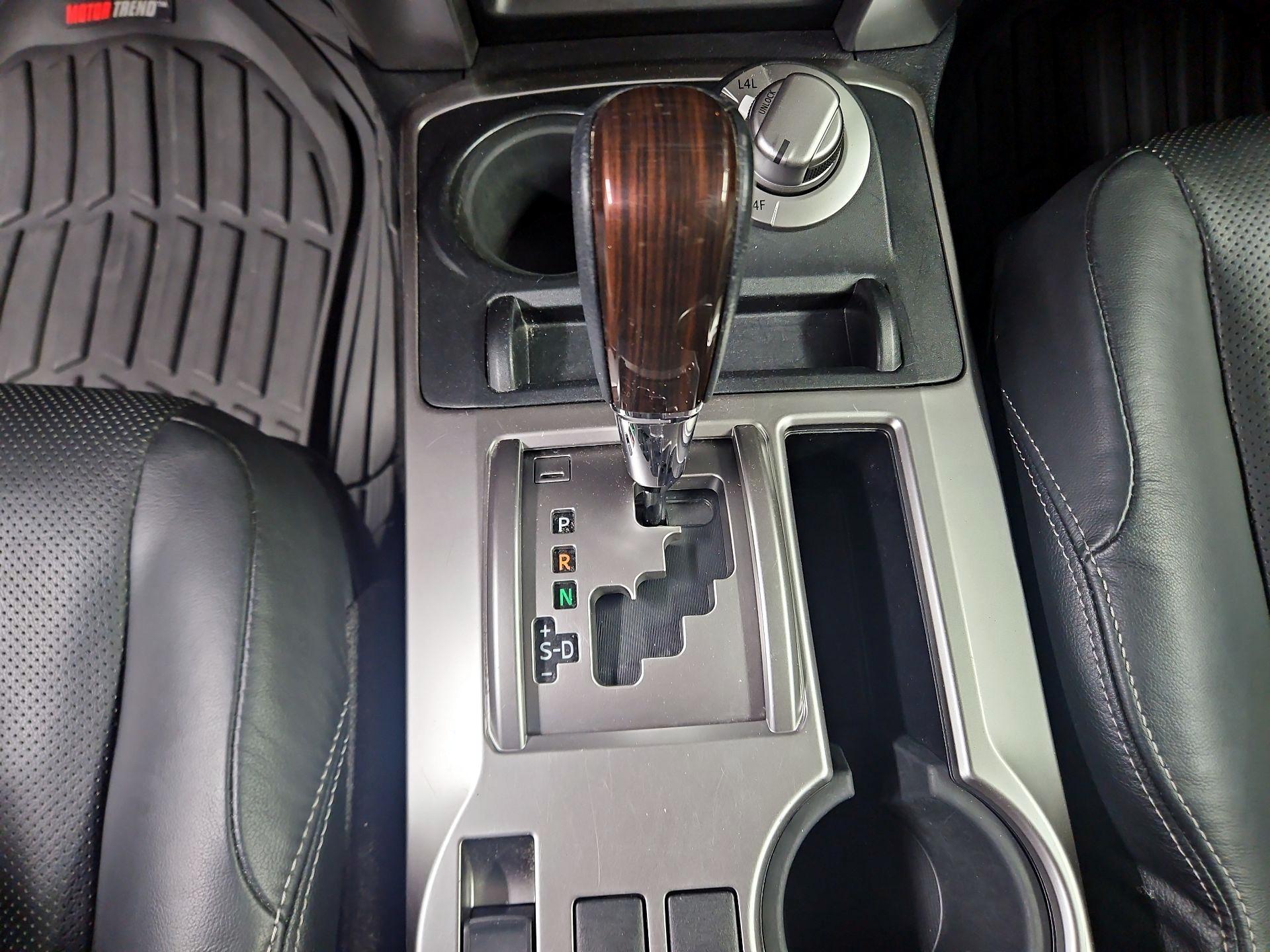 Thumbnail: 2018 Toyota 4Runner - 18