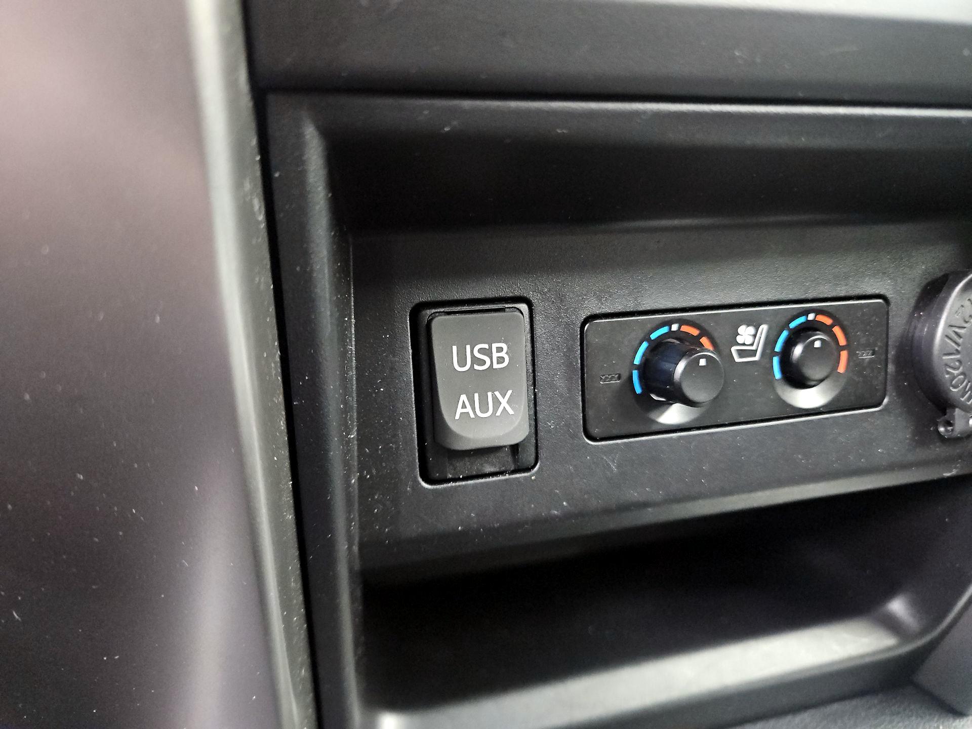 Thumbnail: 2018 Toyota 4Runner - 19