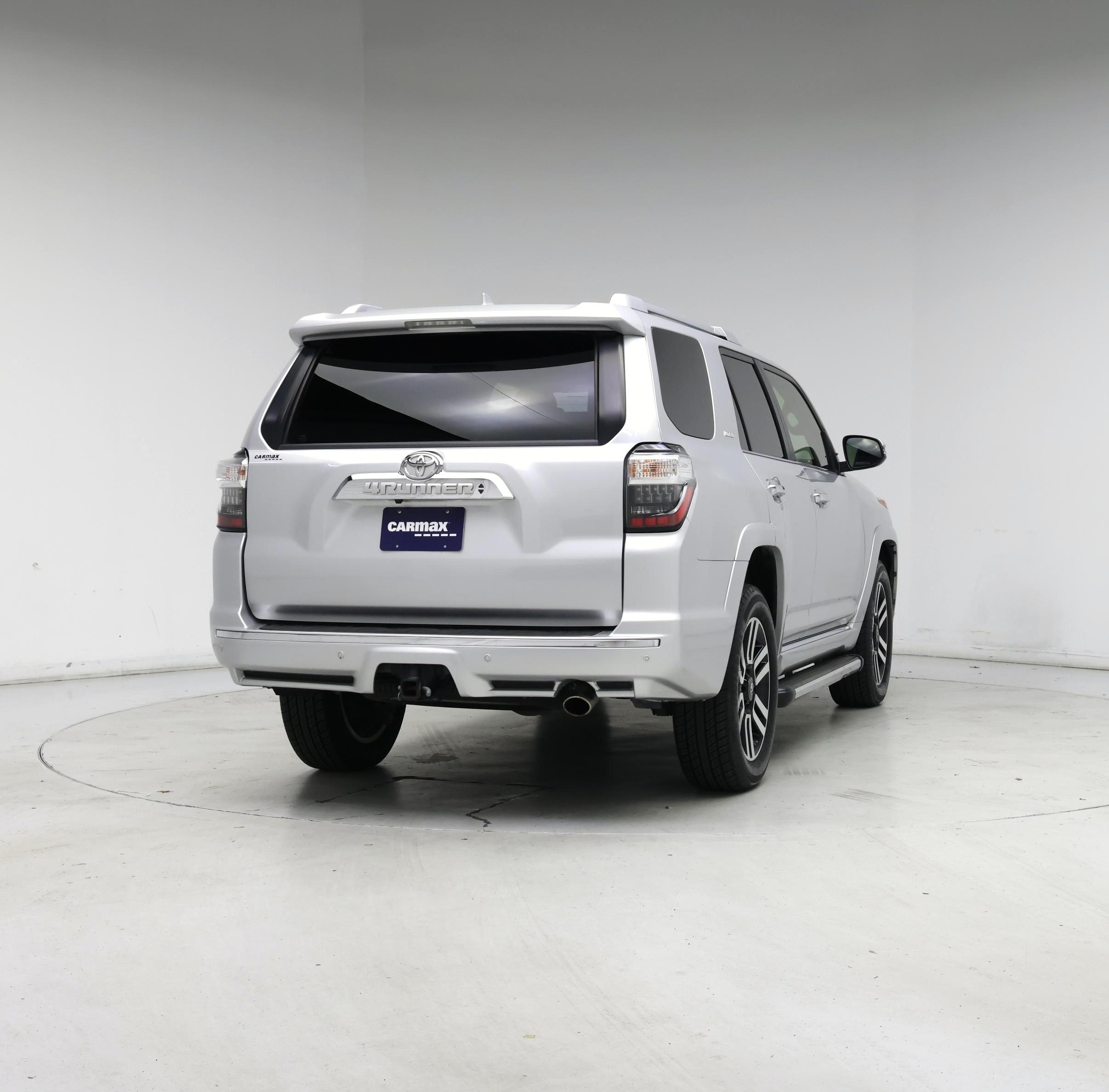 Thumbnail: 2018 Toyota 4Runner - 8