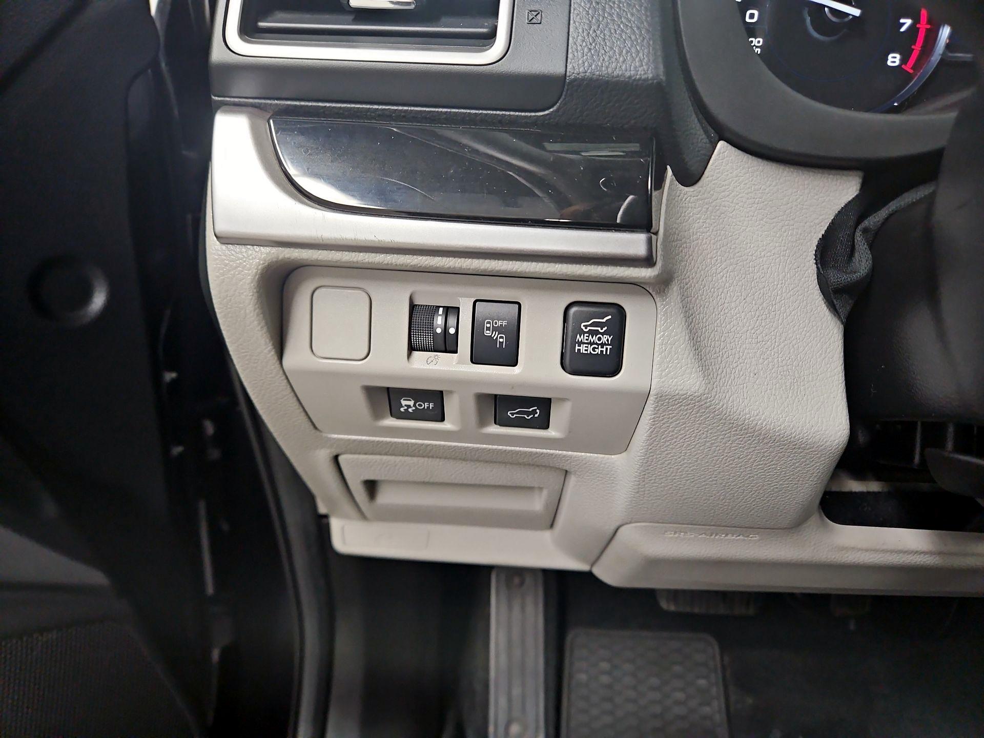 Thumbnail: 2017 Subaru Forester - 13