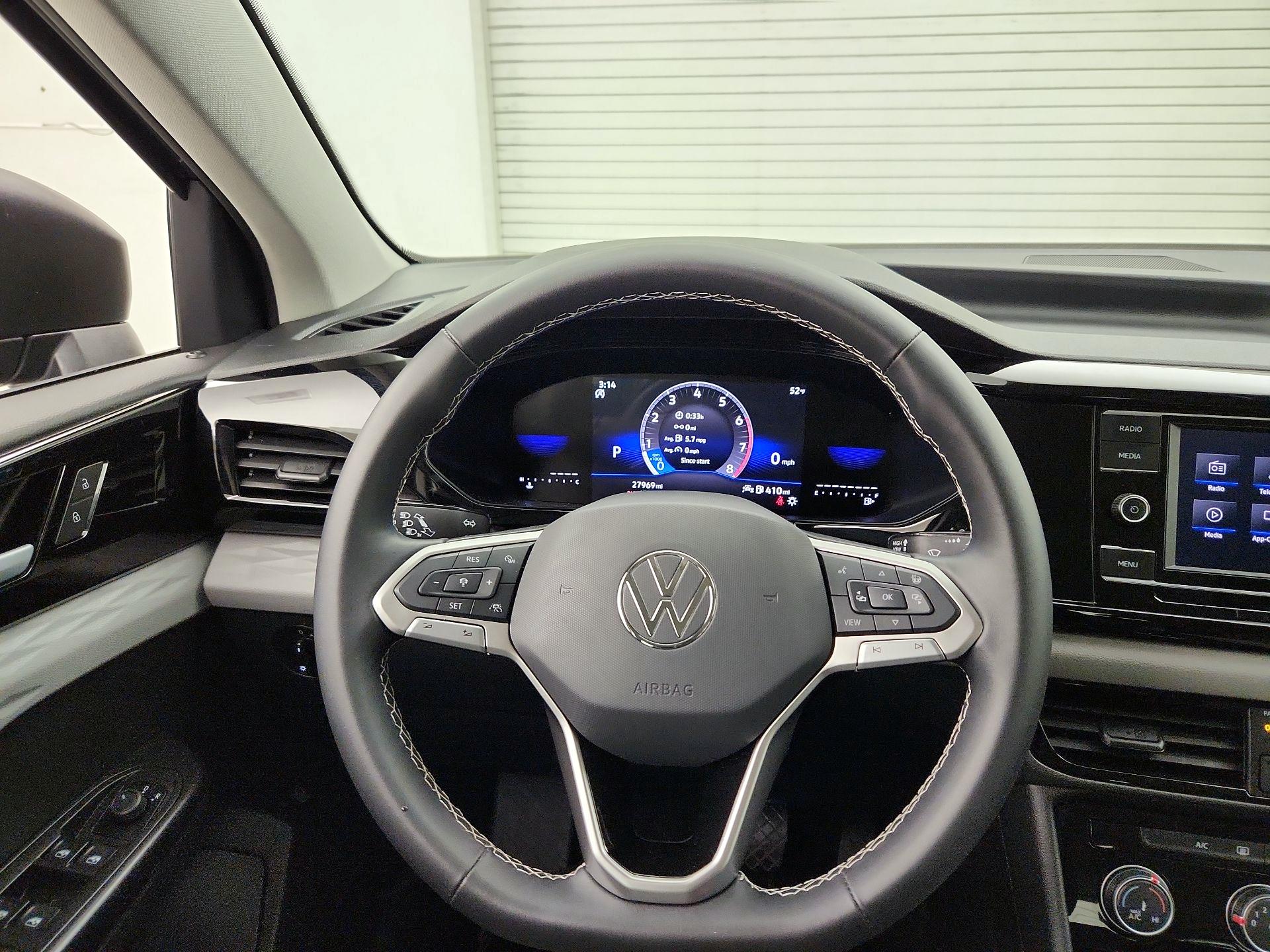 Thumbnail: 2024 Volkswagen Taos - 10