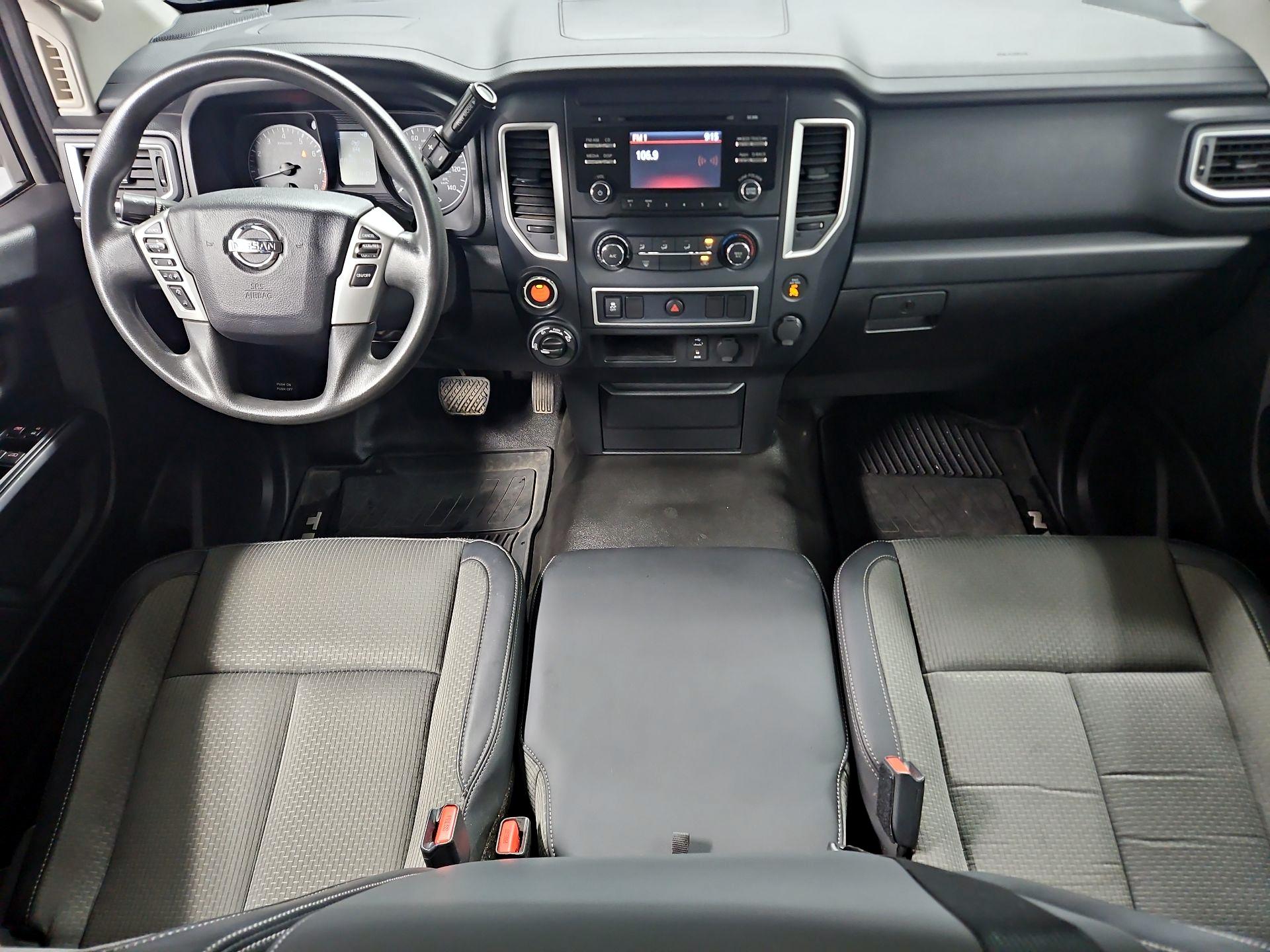 Thumbnail: 2017 Nissan Titan - 9