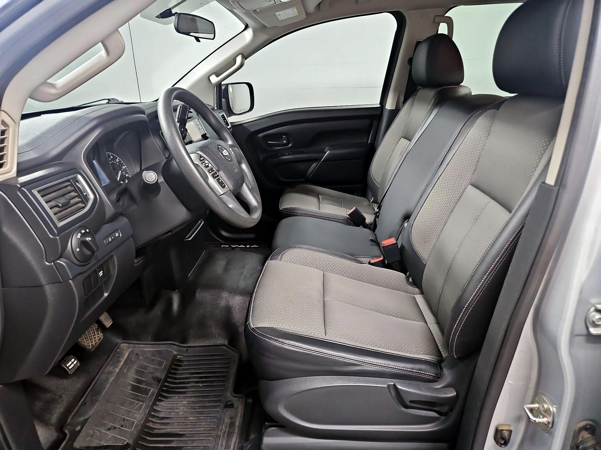 Thumbnail: 2017 Nissan Titan - 11