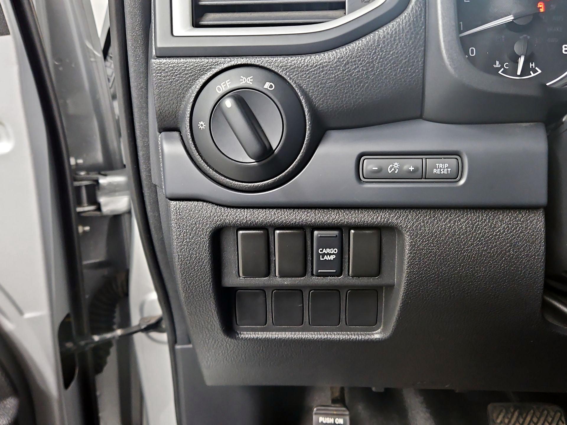 Thumbnail: 2017 Nissan Titan - 13