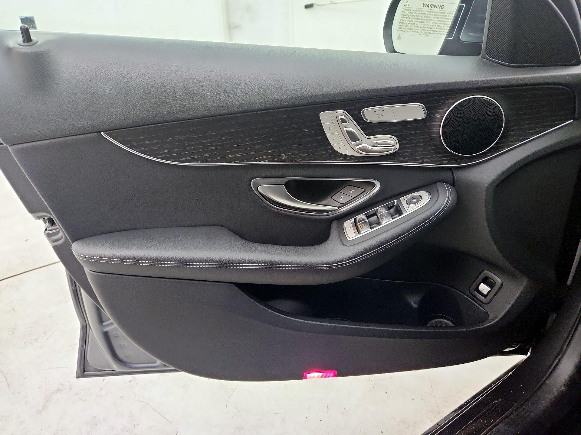 Thumbnail: 2020 Mercedes-Benz C-Class - 12